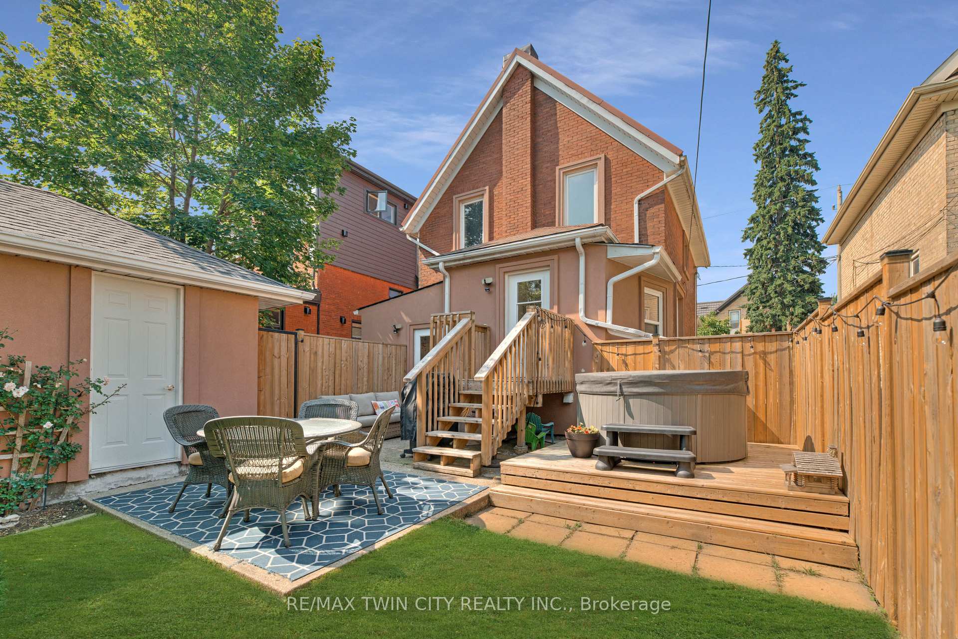 Photo 42 of 48 Theresa Street, Kitchener — HOMEH