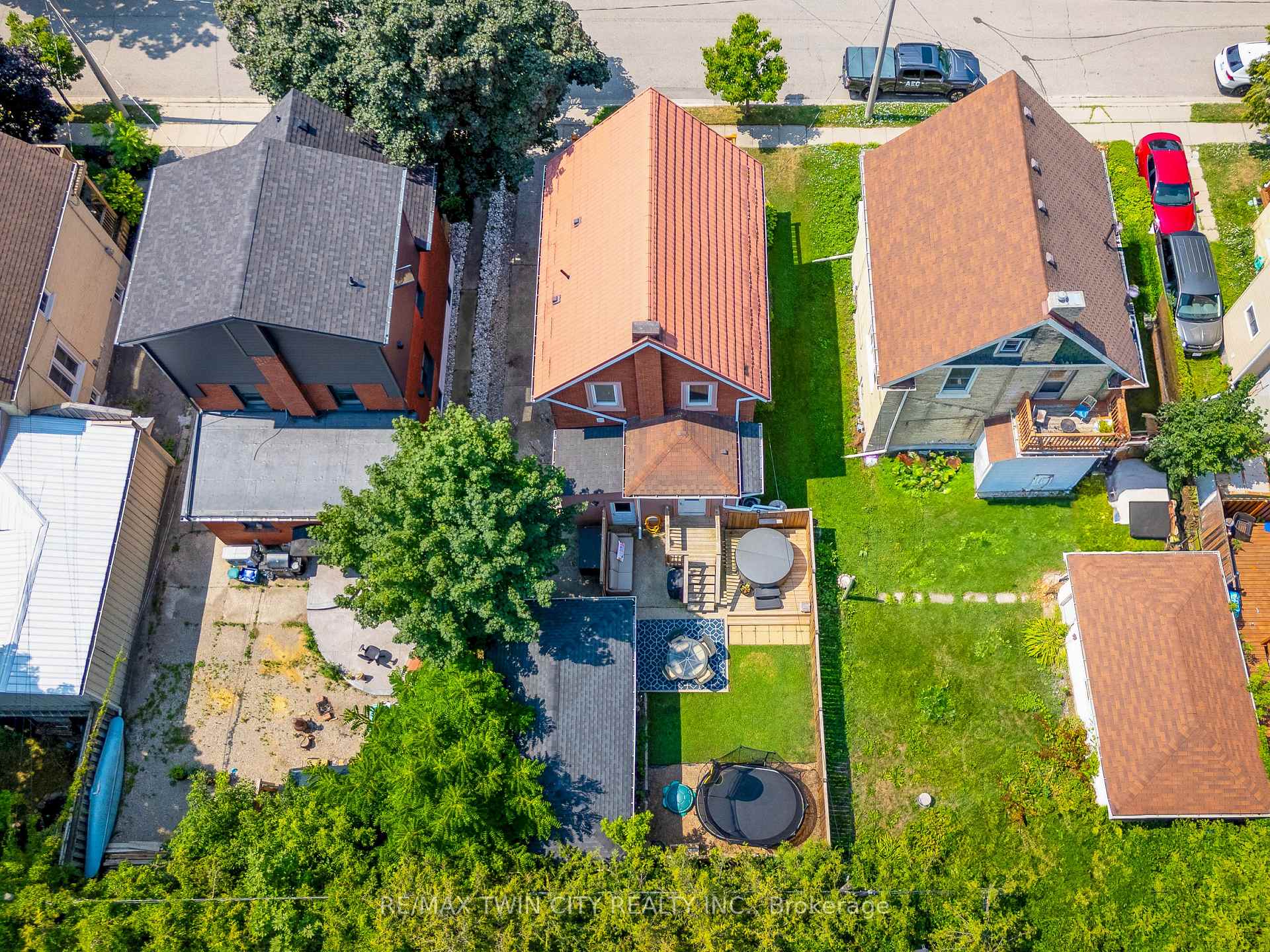 Photo 47 of 48 Theresa Street, Kitchener — HOMEH