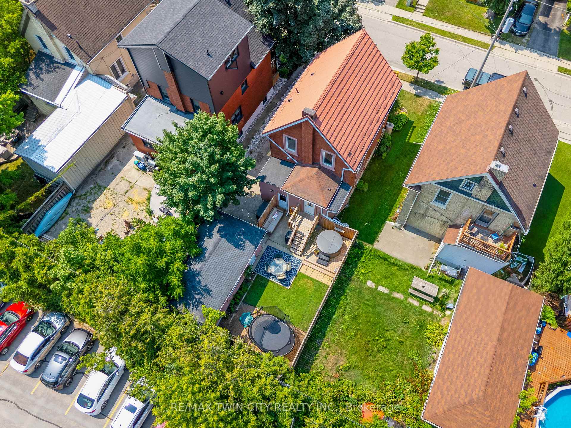 Photo 48 of 48 Theresa Street, Kitchener — HOMEH