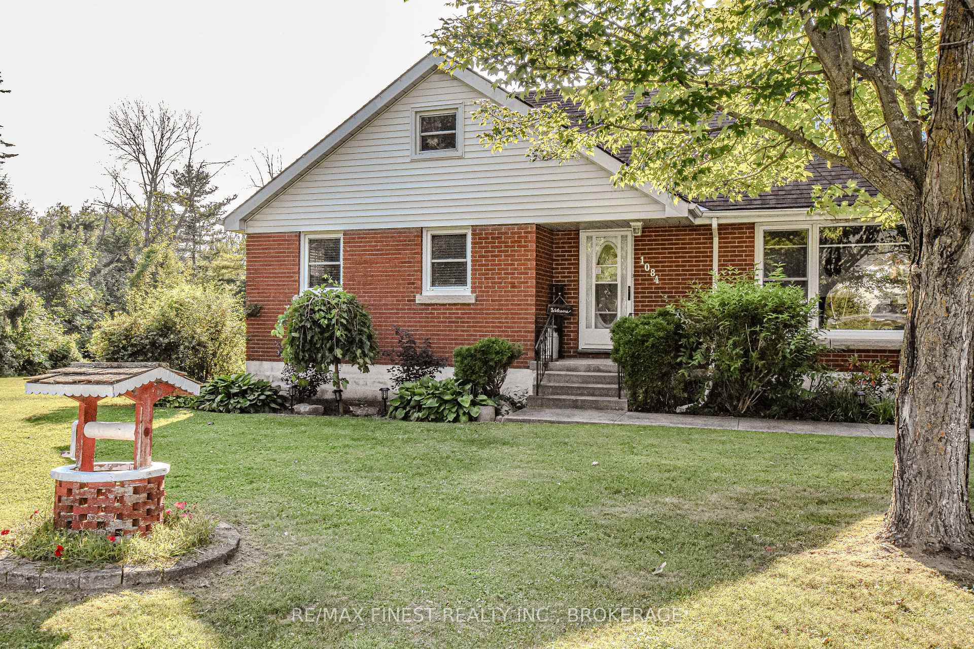 Photo 2 of 1084 County Road 6, Loyalist, Odessa — HOMEH