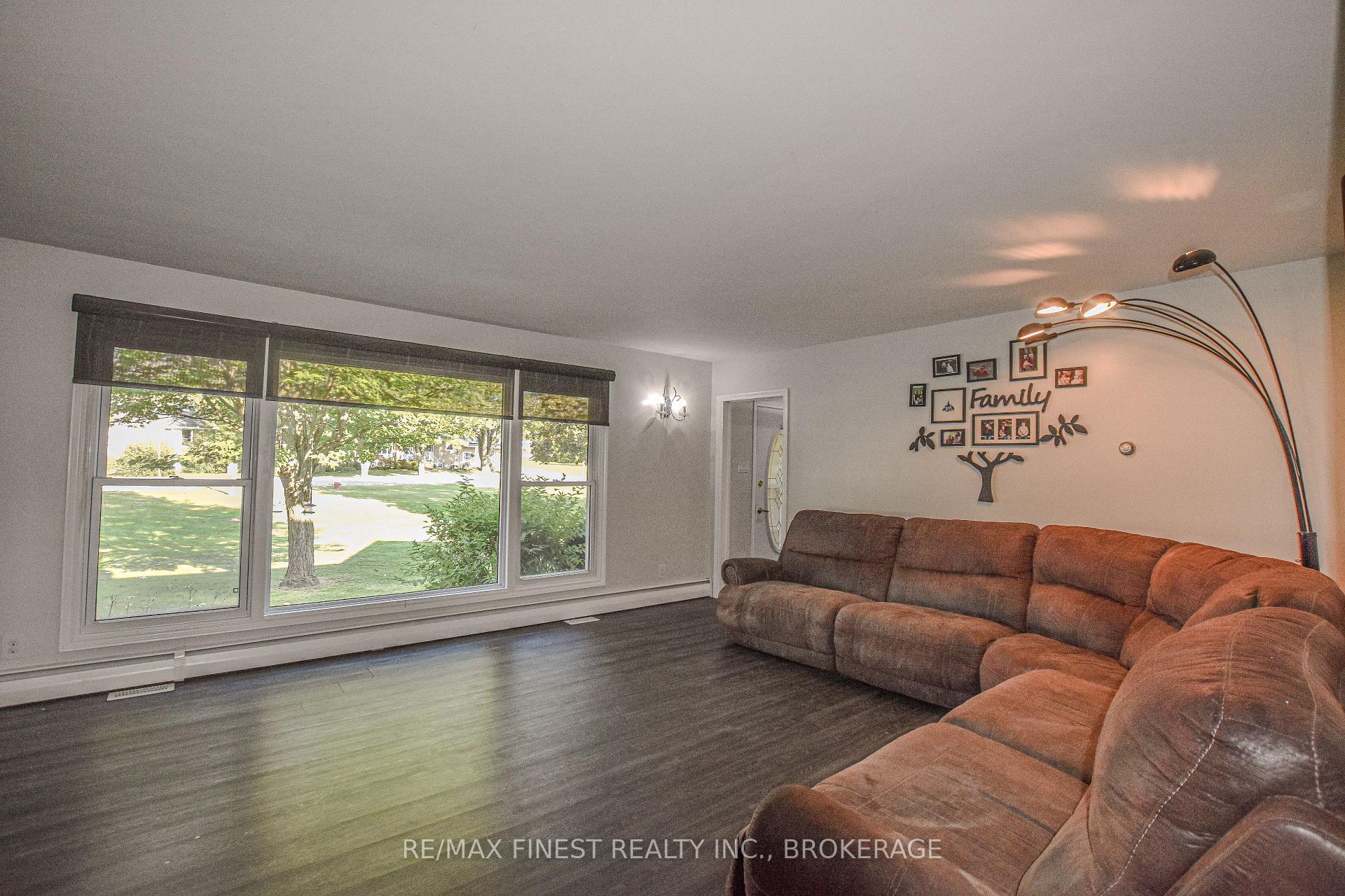 Photo 5 of 1084 County Road 6, Loyalist, Odessa — HOMEH