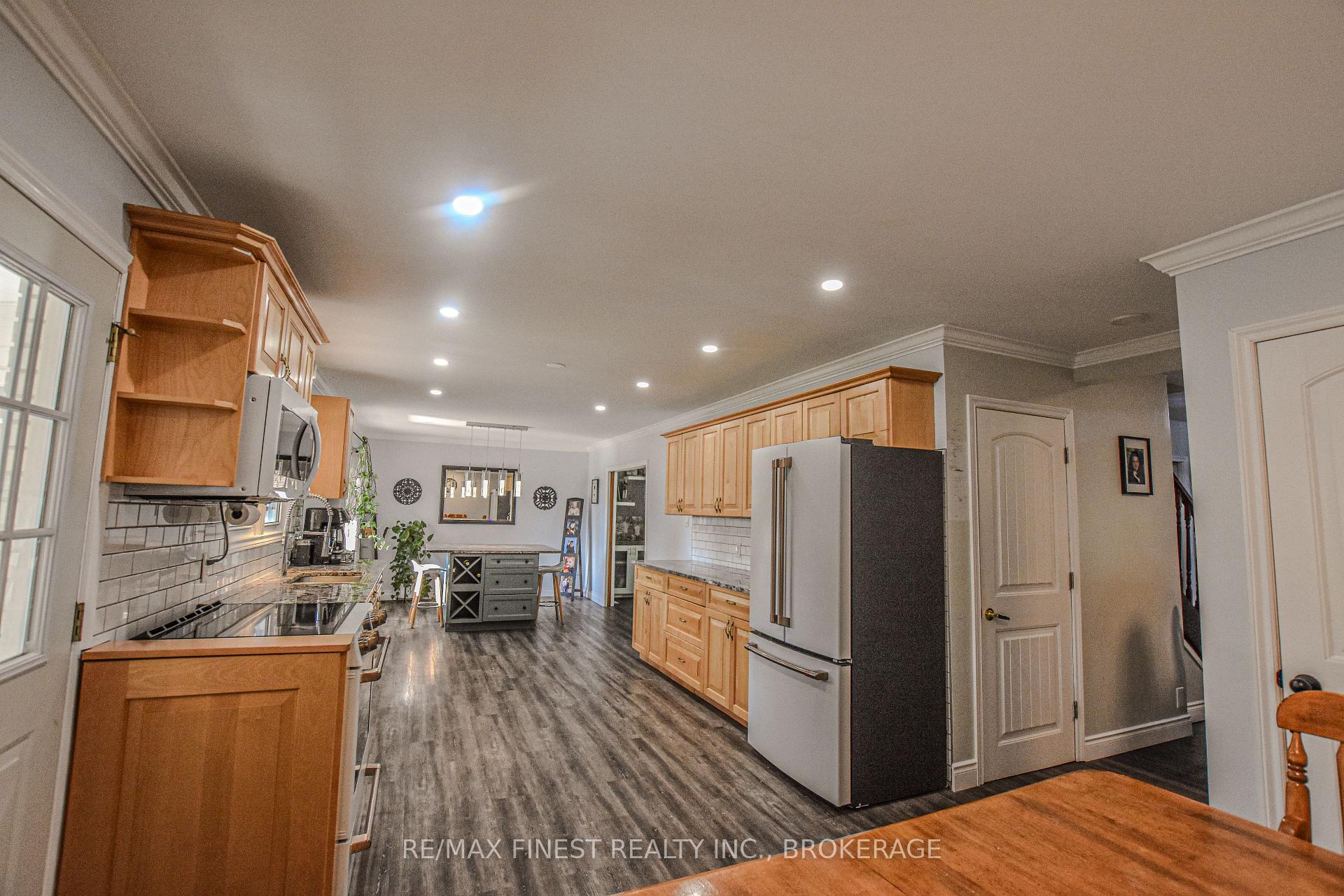 Photo 7 of 1084 County Road 6, Loyalist, Odessa — HOMEH