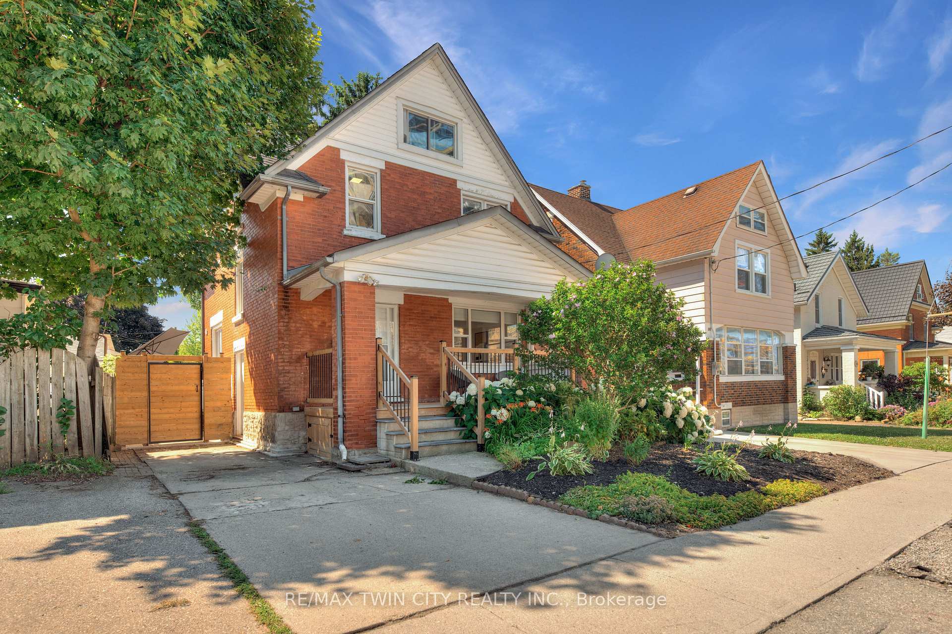 Photo 2 of 149 Shanley Street, Kitchener — HOMEH