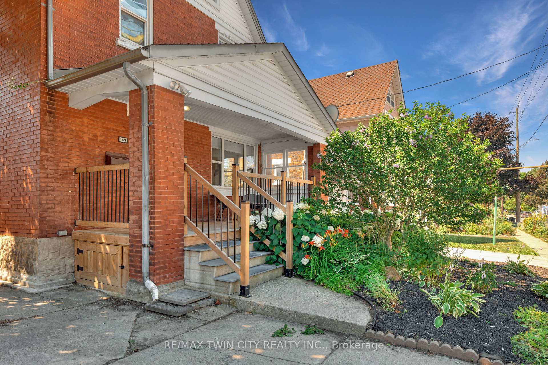 Photo 3 of 149 Shanley Street, Kitchener — HOMEH