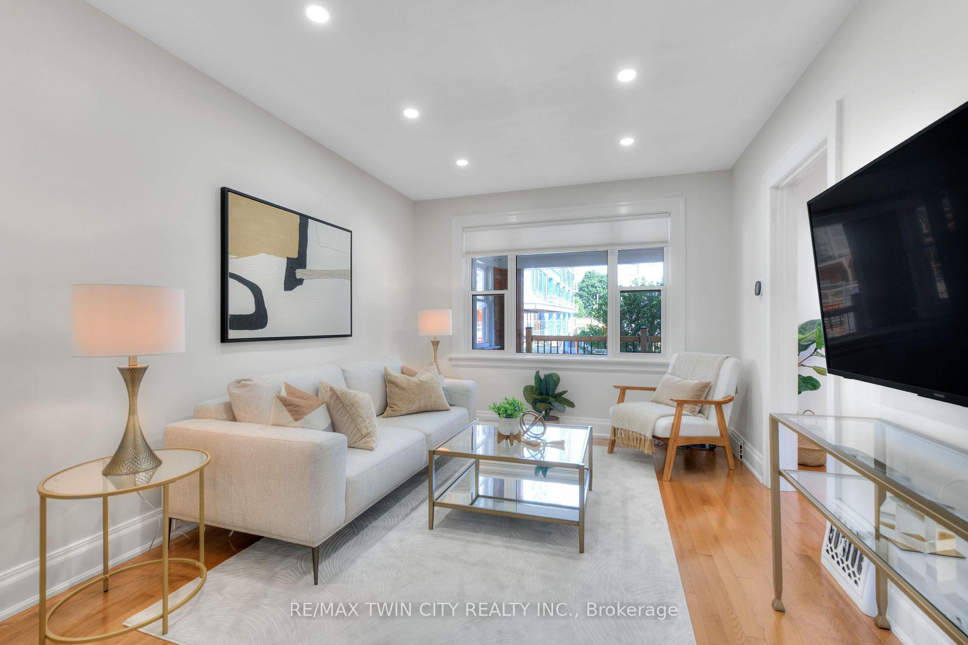 Photo 11 of 149 Shanley Street, Kitchener — HOMEH