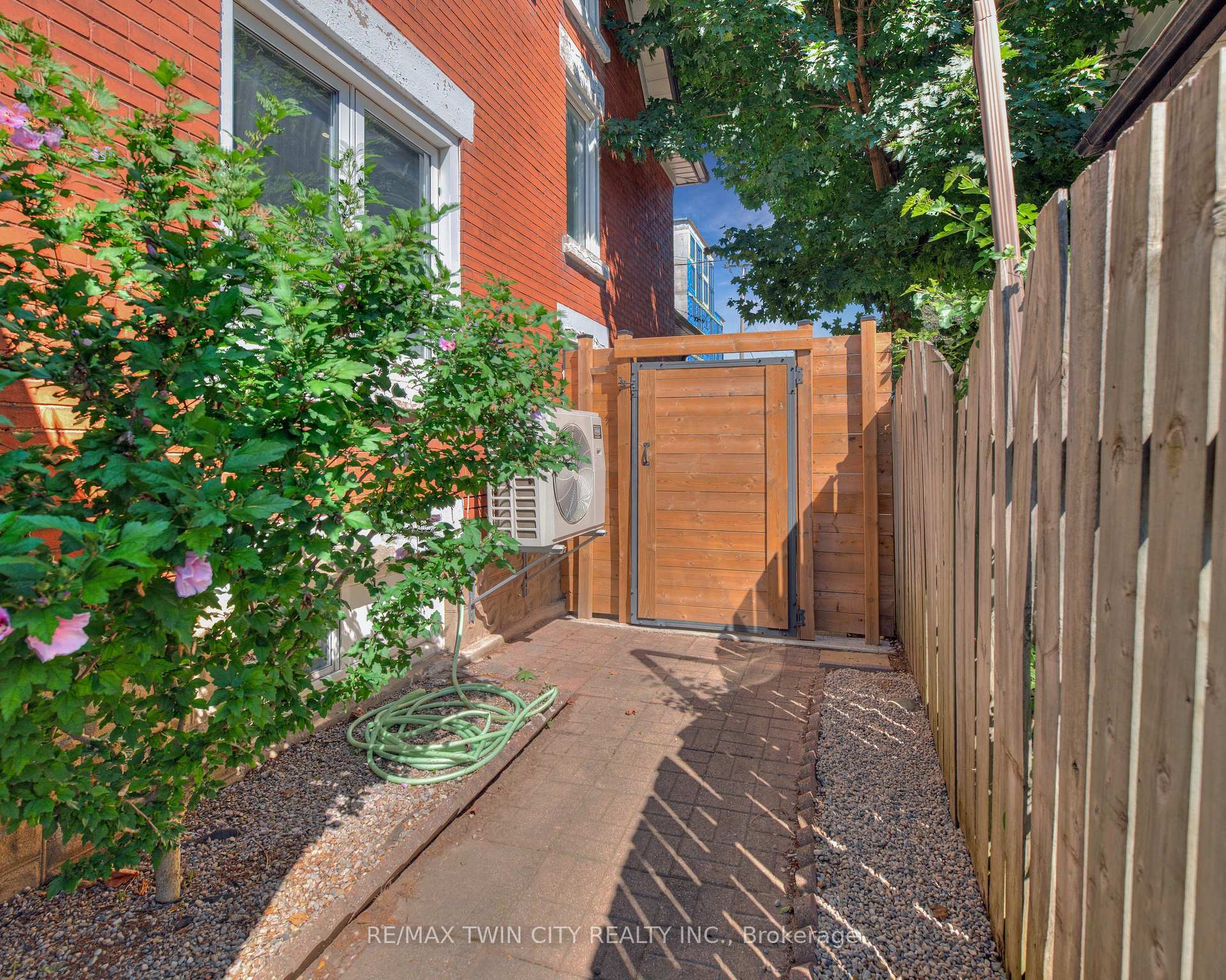 Photo 37 of 149 Shanley Street, Kitchener — HOMEH