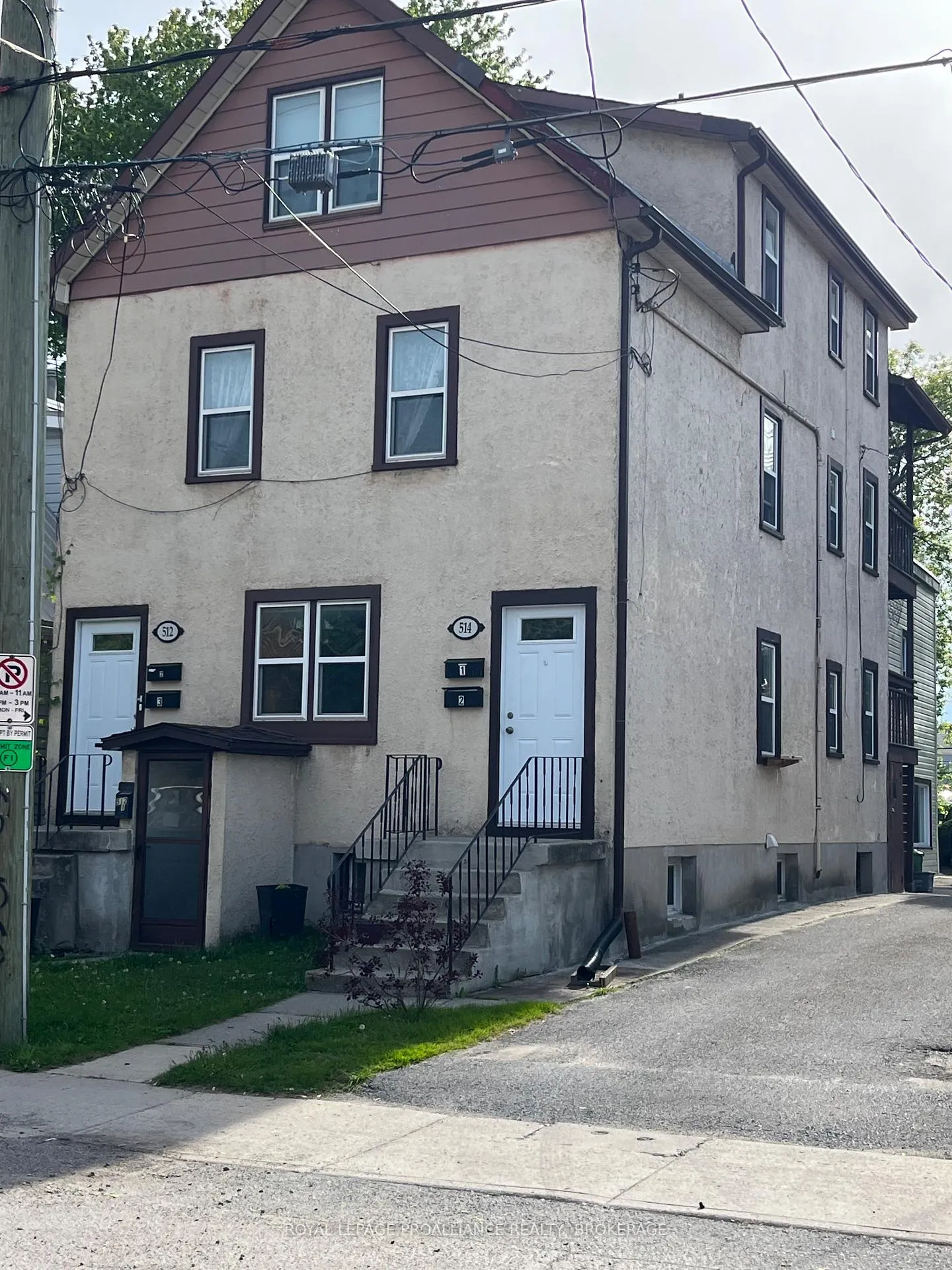 Photo 2 of 512-514 Macdonnell Street, Kingston, East of Sir John A. Blvd — HOMEH