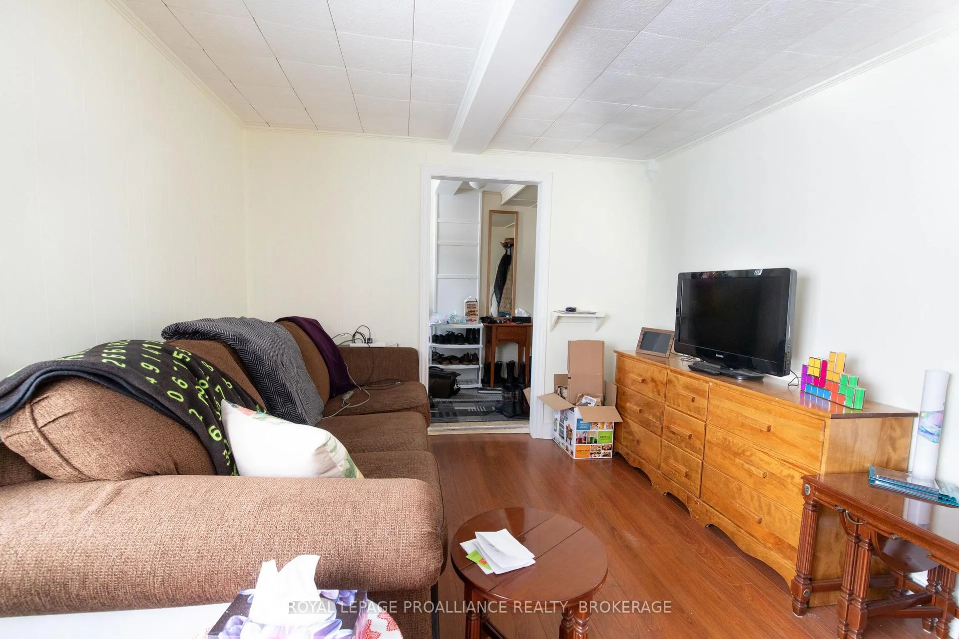 Photo 31 of 512-514 Macdonnell Street, Kingston, East of Sir John A. Blvd — HOMEH