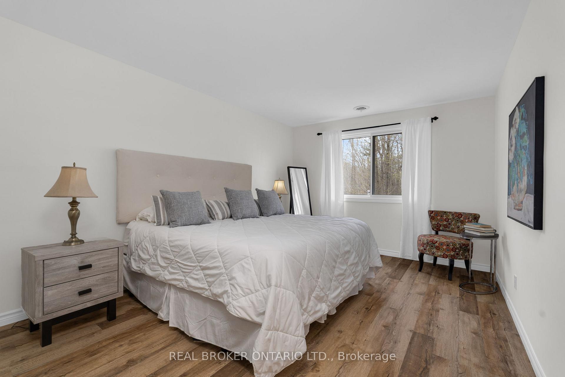 Photo 18 of 3738 Fairway Road, Innisfil, Rural Innisfil — HOMEH