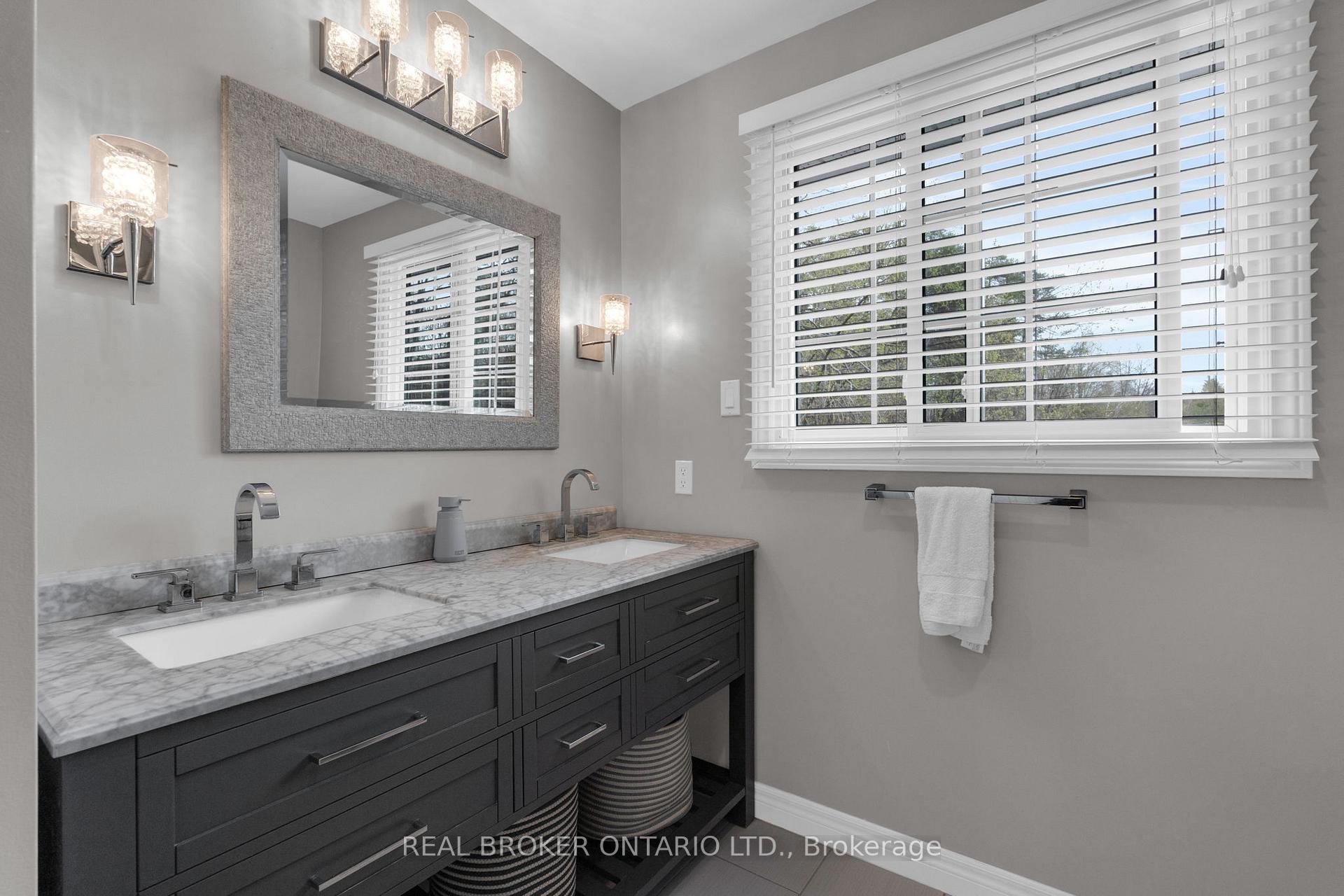 Photo 23 of 3738 Fairway Road, Innisfil, Rural Innisfil — HOMEH