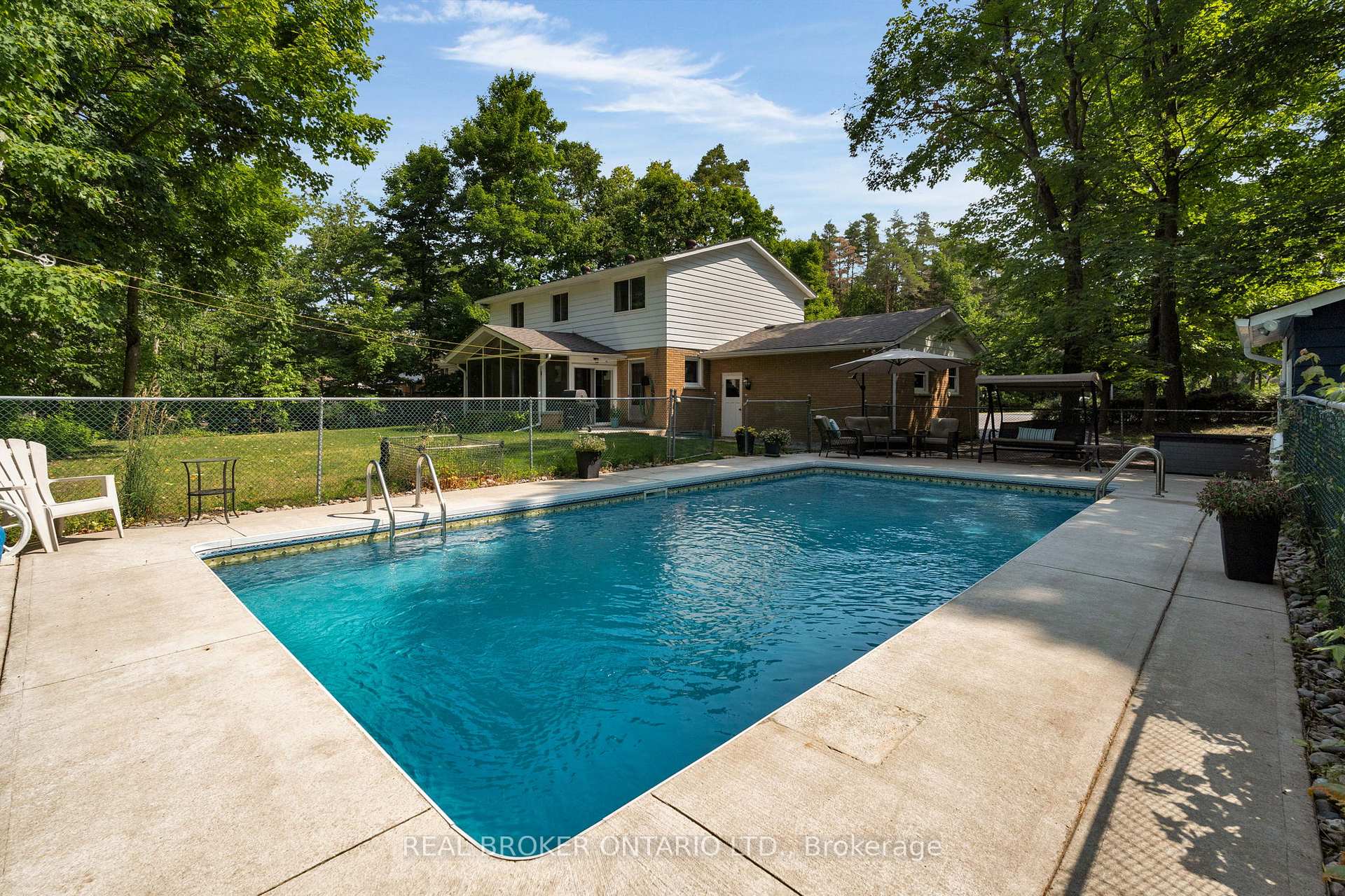 Photo 35 of 3738 Fairway Road, Innisfil, Rural Innisfil — HOMEH