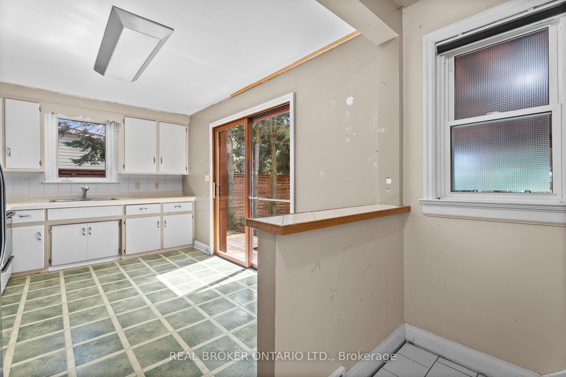 Photo 14 of 55 Birch Avenue, Kitchener — HOMEH