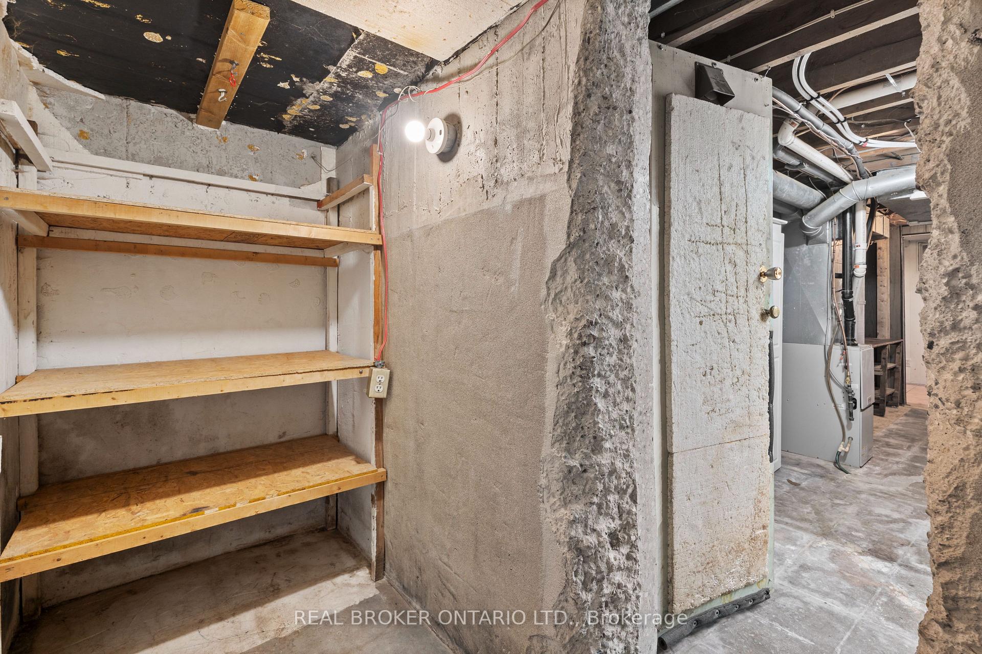 Photo 35 of 55 Birch Avenue, Kitchener — HOMEH