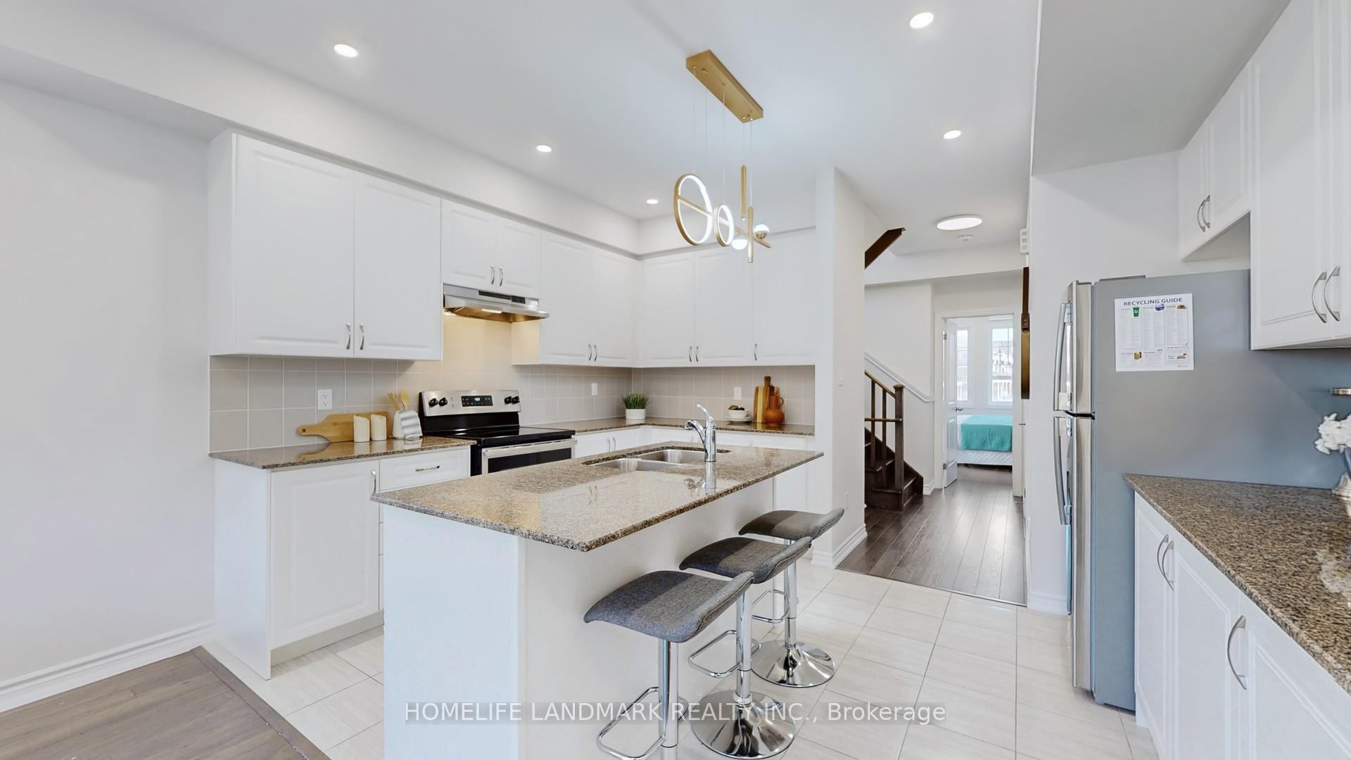 Photo 16 of 44 Robert Joffre Leet Avenue, Markham, Cornell — HOMEH