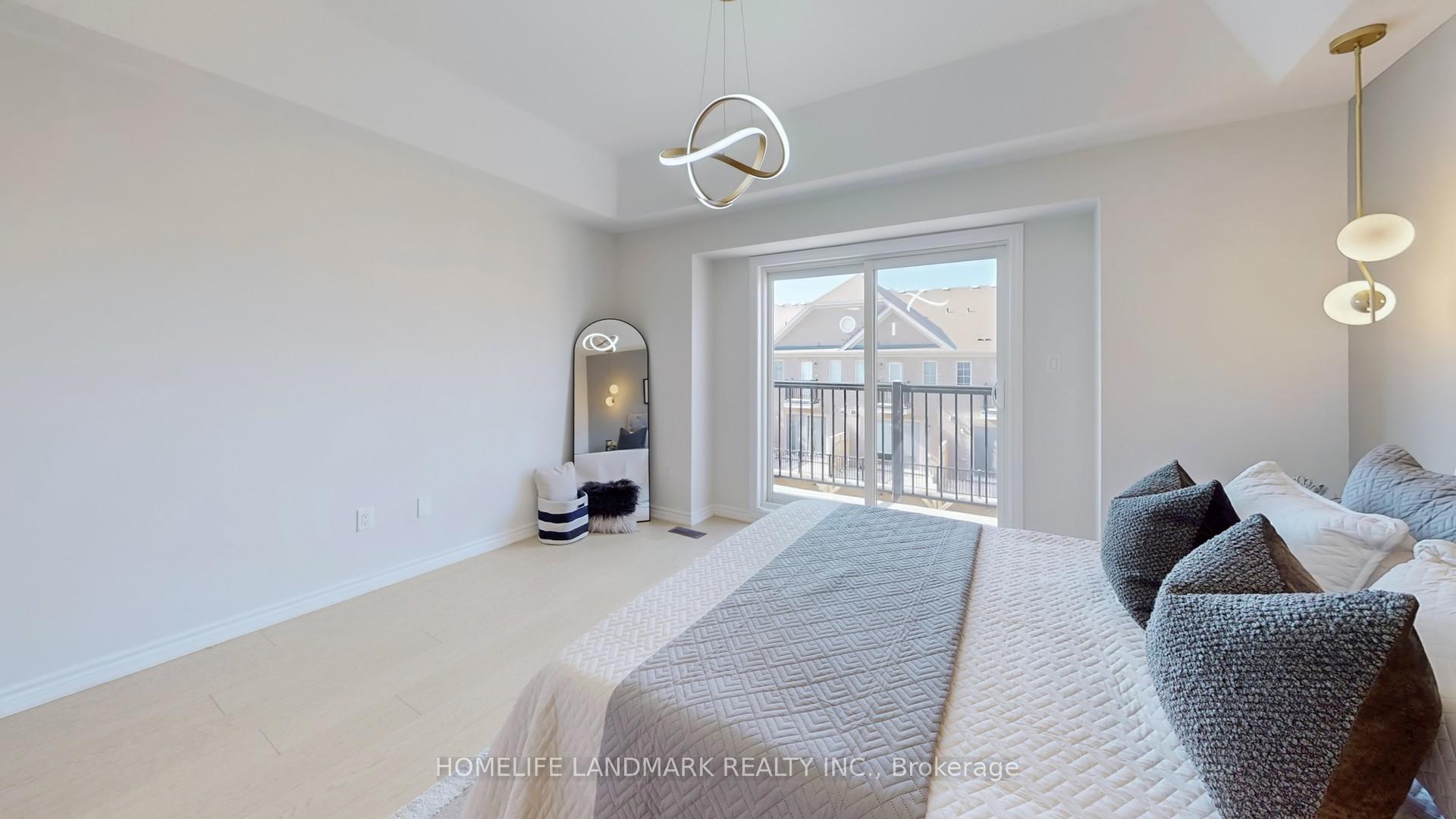 Photo 33 of 44 Robert Joffre Leet Avenue, Markham, Cornell — HOMEH