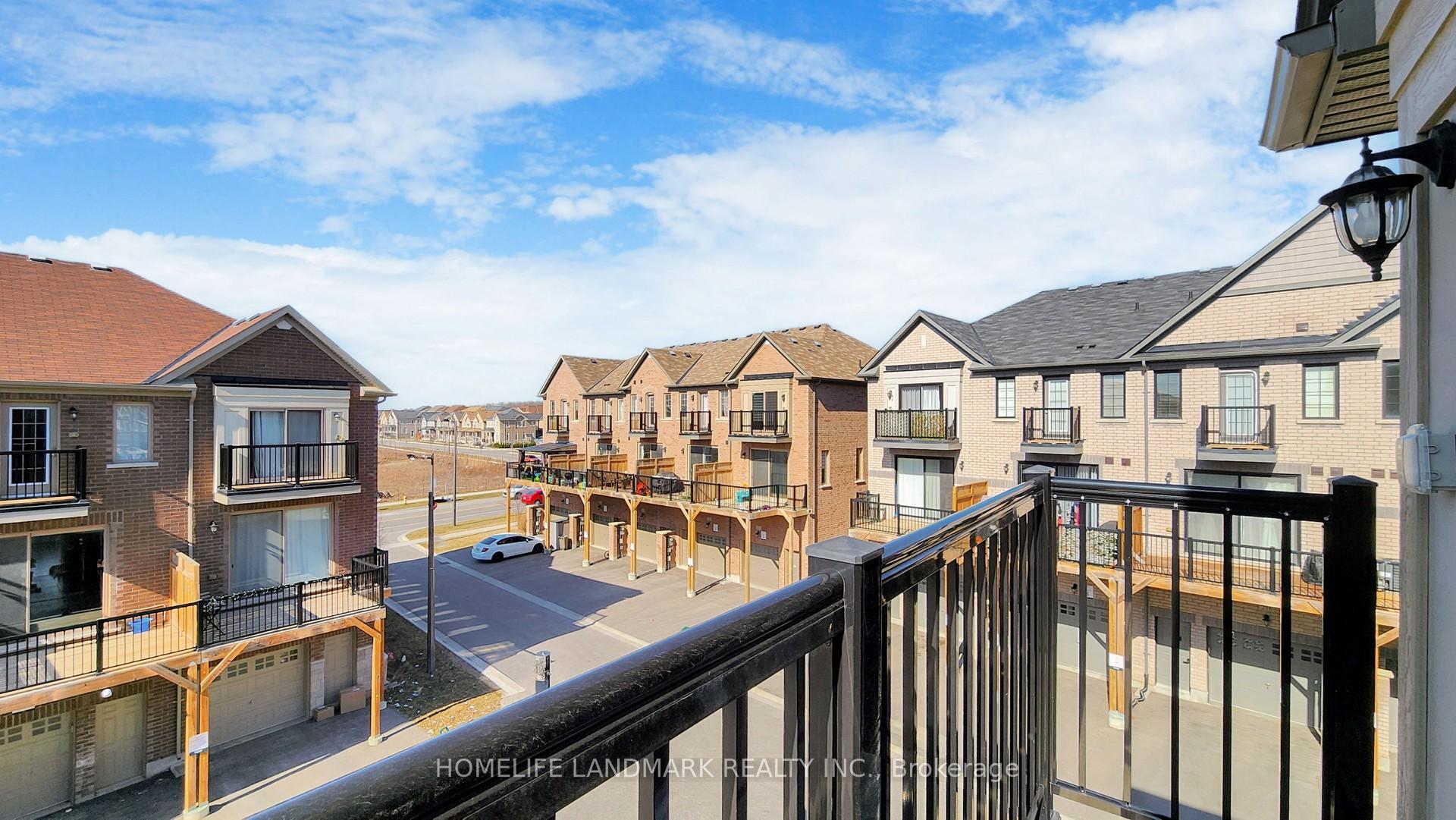 Photo 49 of 44 Robert Joffre Leet Avenue, Markham, Cornell — HOMEH
