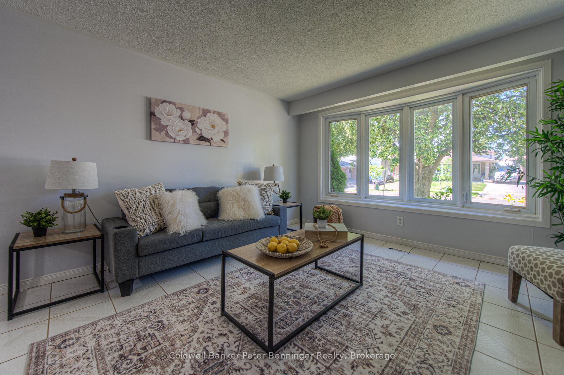 Photo 8 of 67 Dalegrove Drive, Kitchener — HOMEH