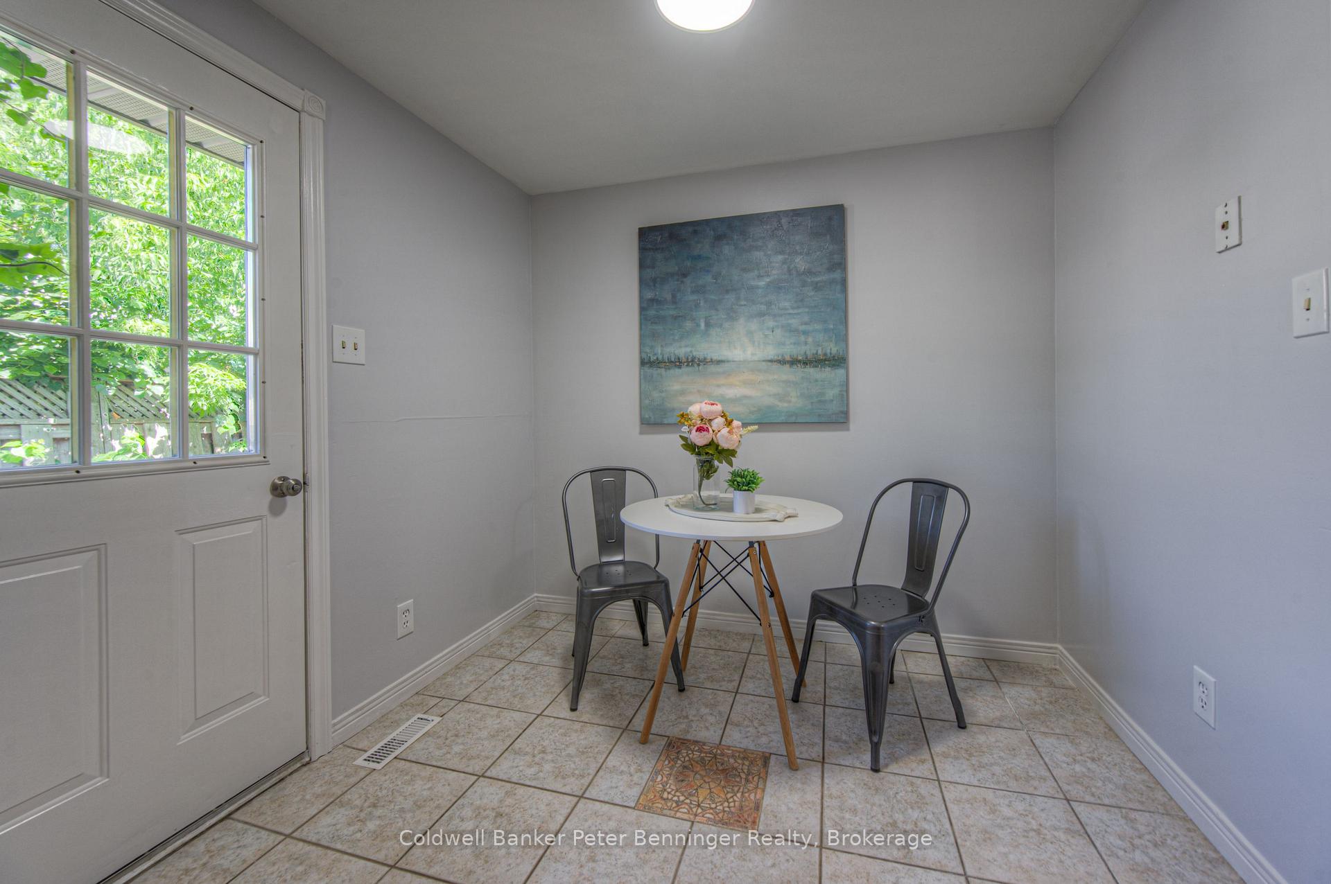 Photo 17 of 67 Dalegrove Drive, Kitchener — HOMEH