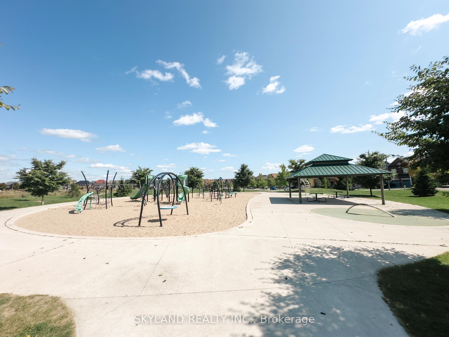 Photo 16 of 57 Robert Osprey Drive, Markham, Cathedraltown — HOMEH