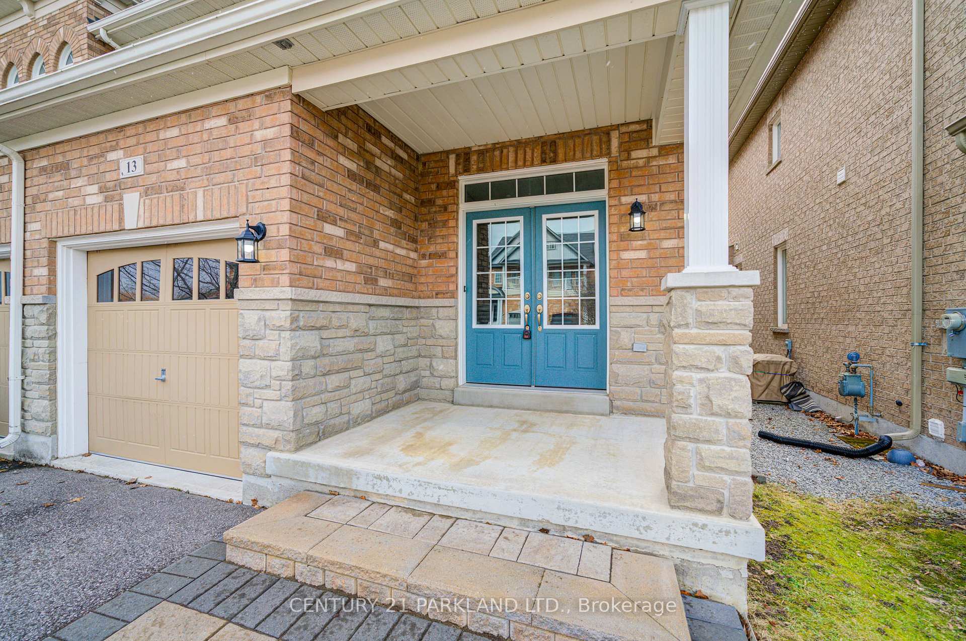 Photo 5 of 13 Turnhouse Crescent, Markham, Box Grove — HOMEH