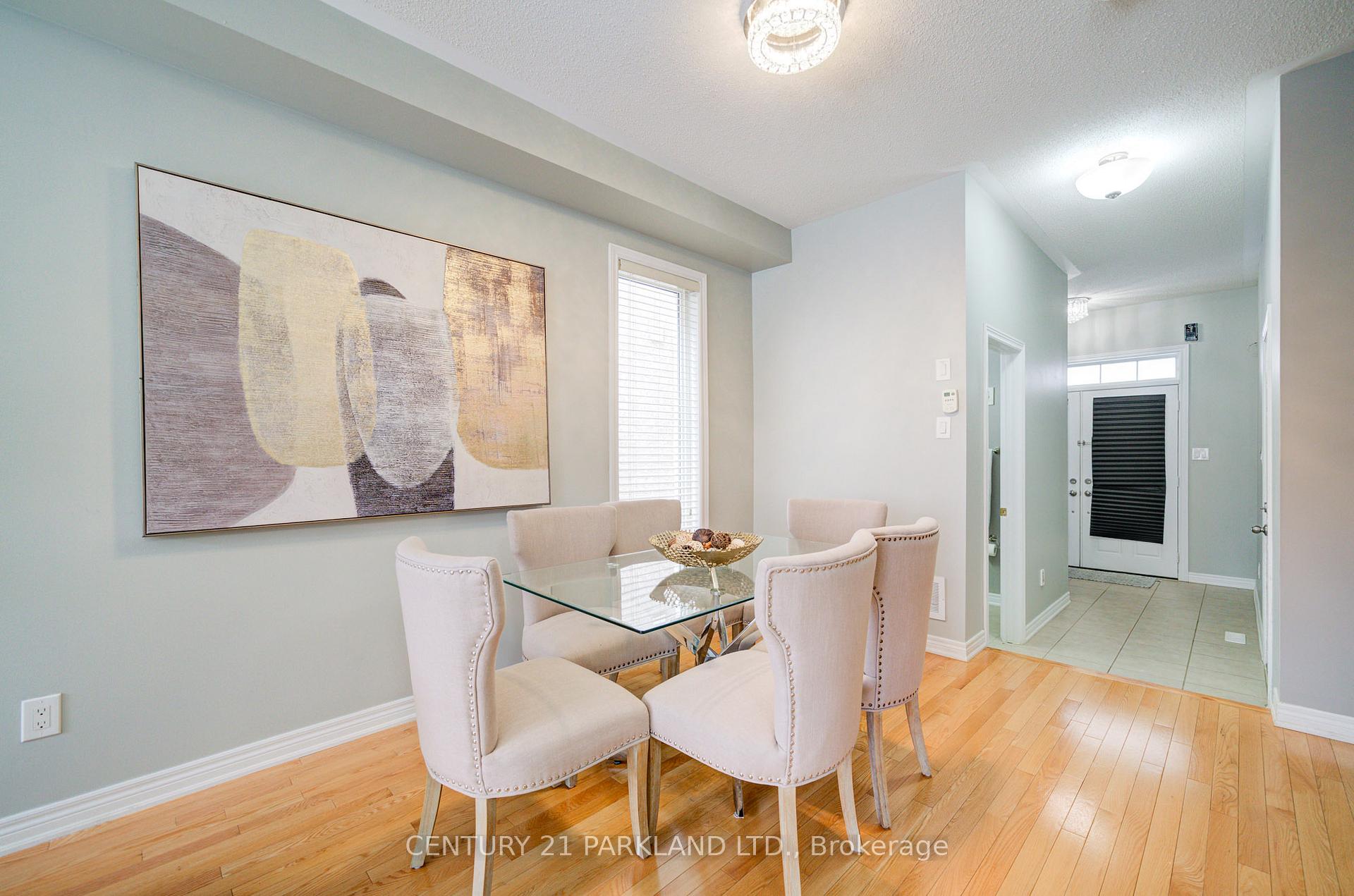 Photo 7 of 13 Turnhouse Crescent, Markham, Box Grove — HOMEH