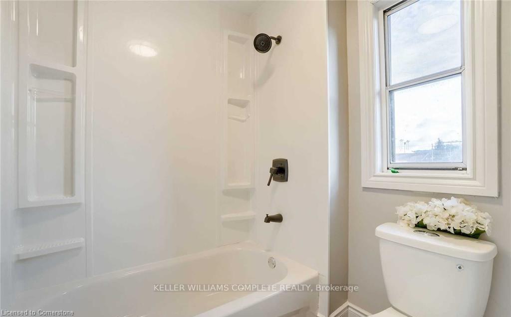 Photo 3 of Unit 2, 32 Lloyd Street, Hamilton, North End — HOMEH