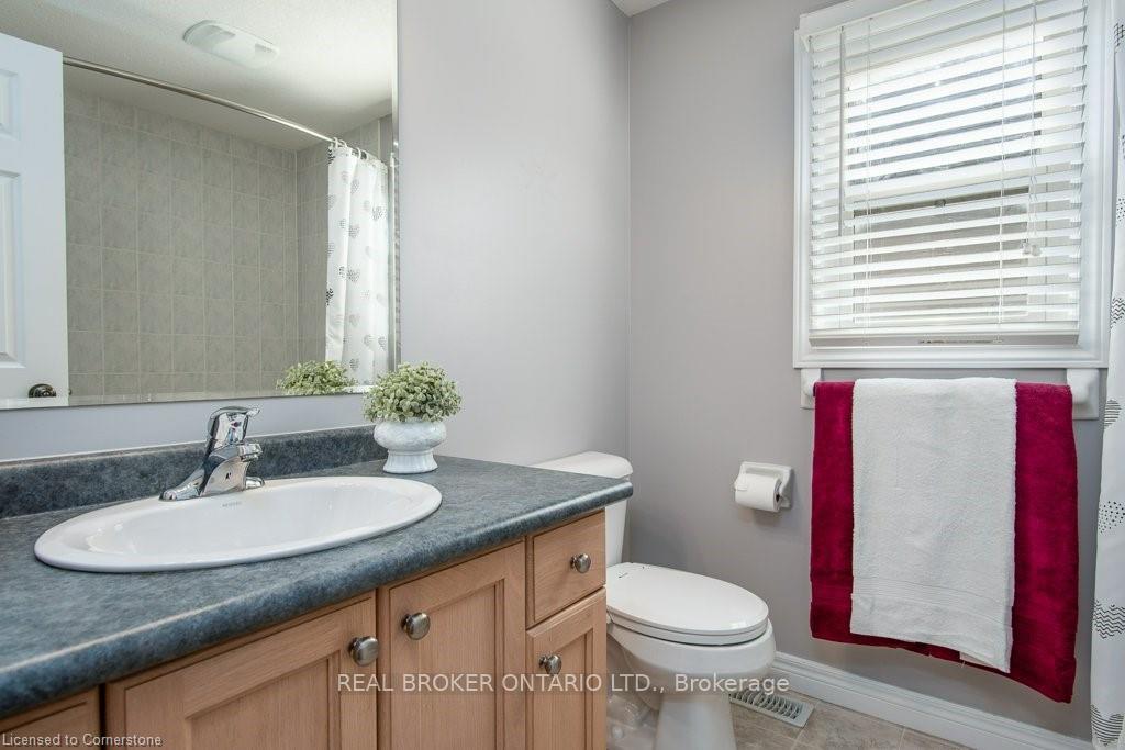 Photo 23 of 27 Verona Street, Kitchener — HOMEH