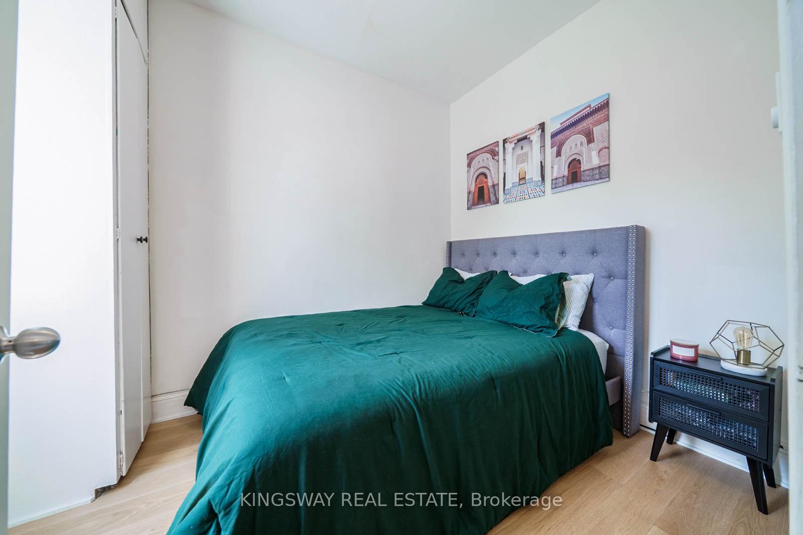 Photo 8 of 230 Emerald Street N, Hamilton, Landsdale — HOMEH