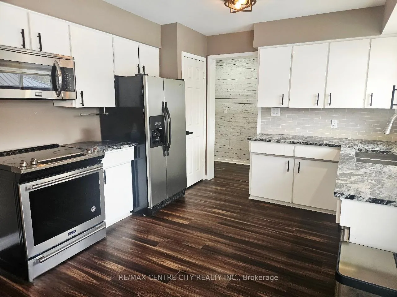 Photo 7 of 91 Clarence Street, Strathroy-Caradoc, SE — HOMEH
