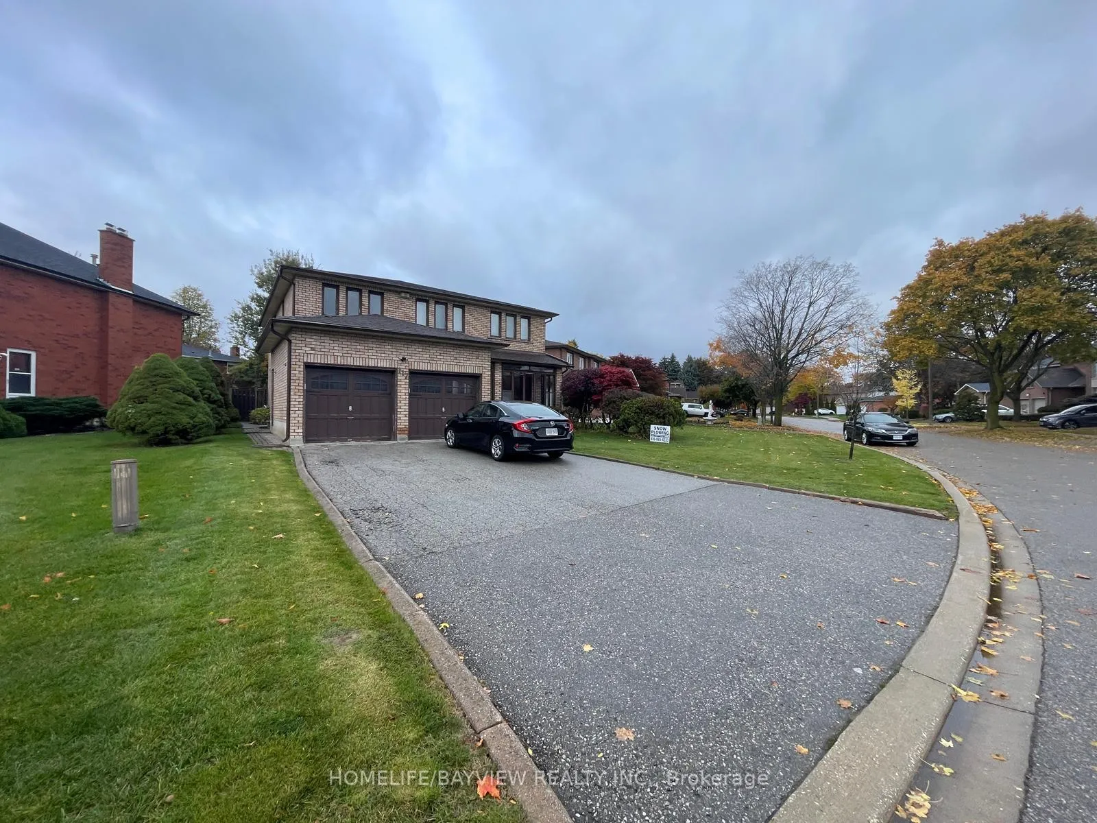 Photo 2 of 117 Summerdale Drive, Markham, Thornlea — HOMEH