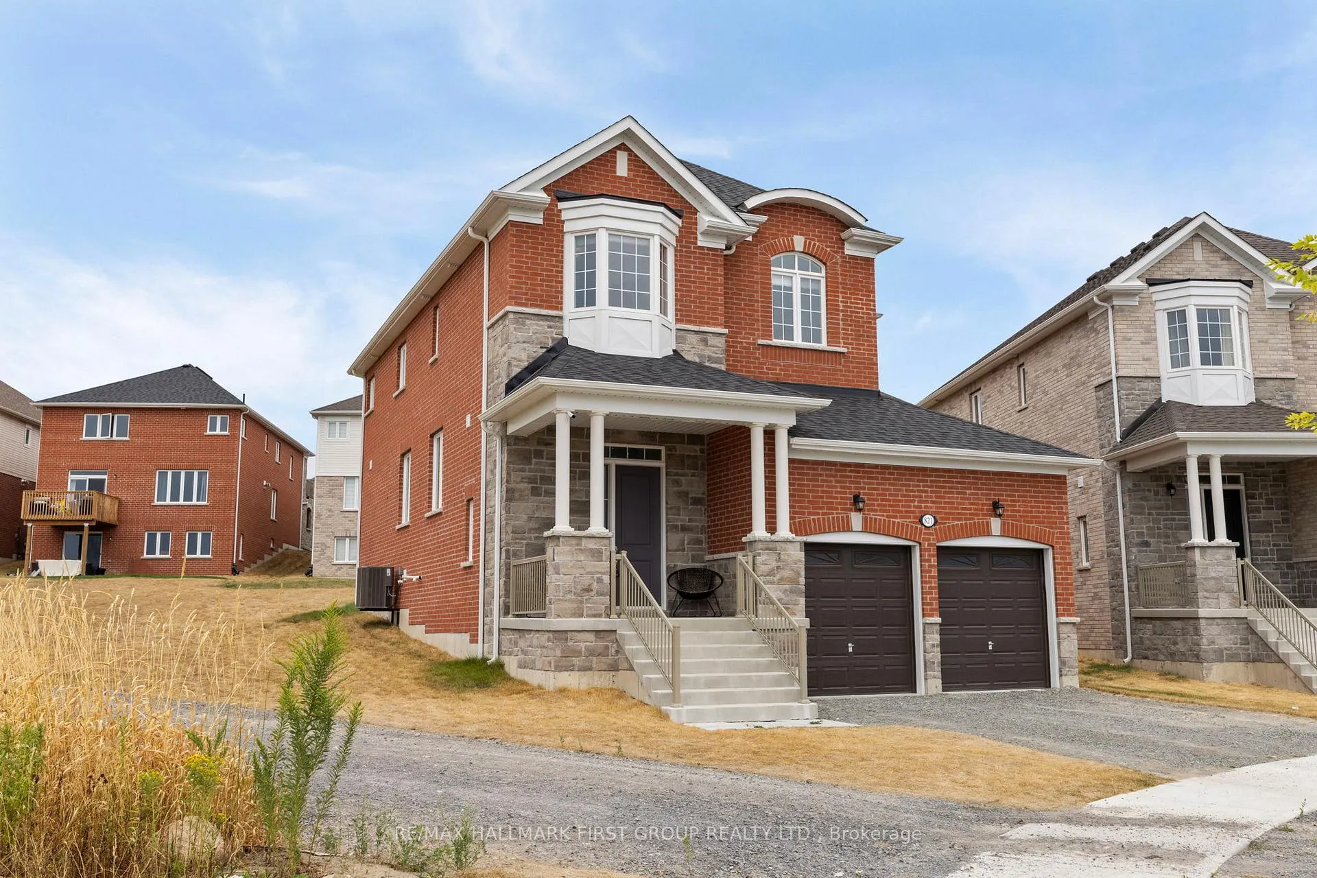 Photo 2 of 821 Steinberg Court, Peterborough, Monaghan Ward 2 — HOMEH