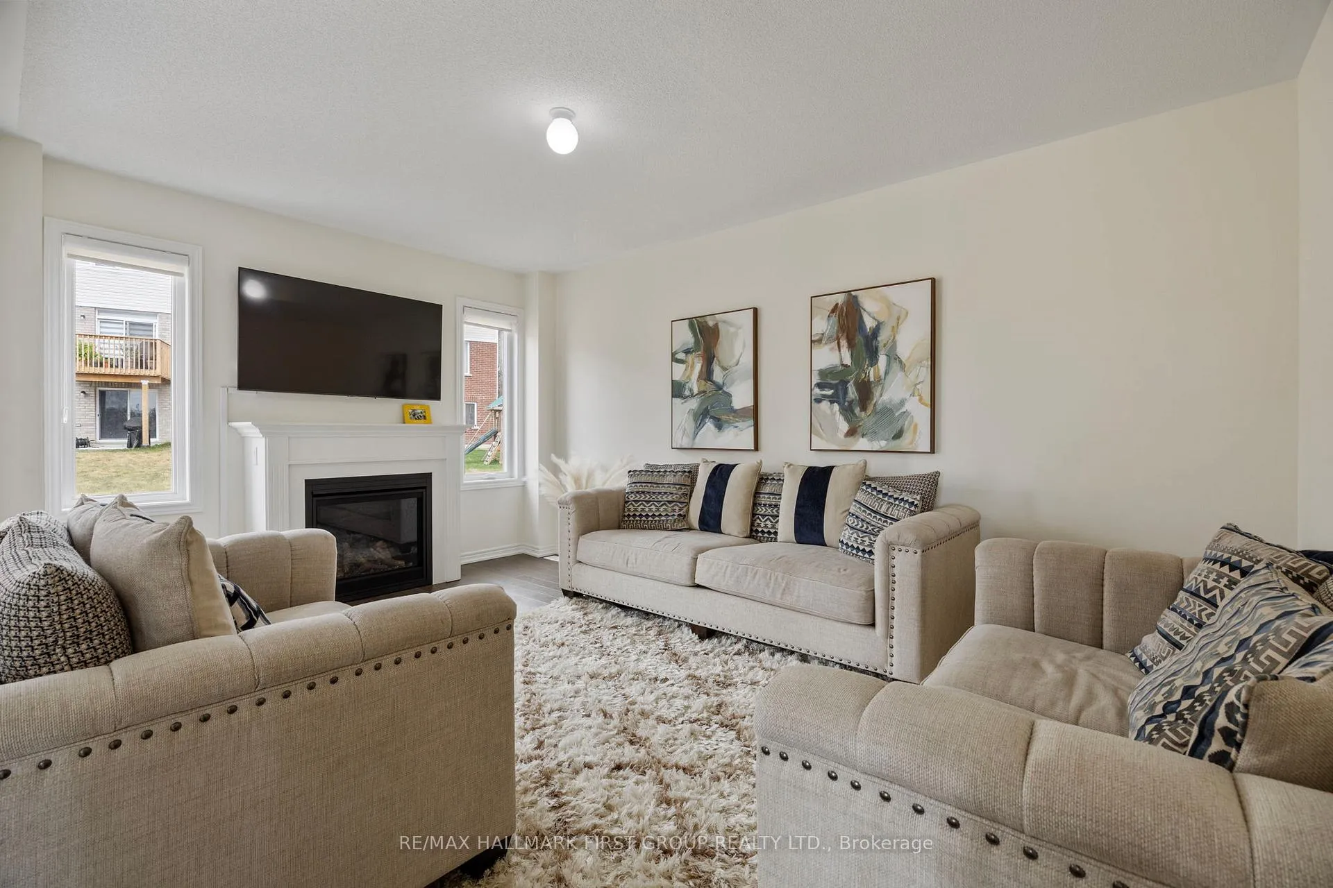 Photo 14 of 821 Steinberg Court, Peterborough, Monaghan Ward 2 — HOMEH