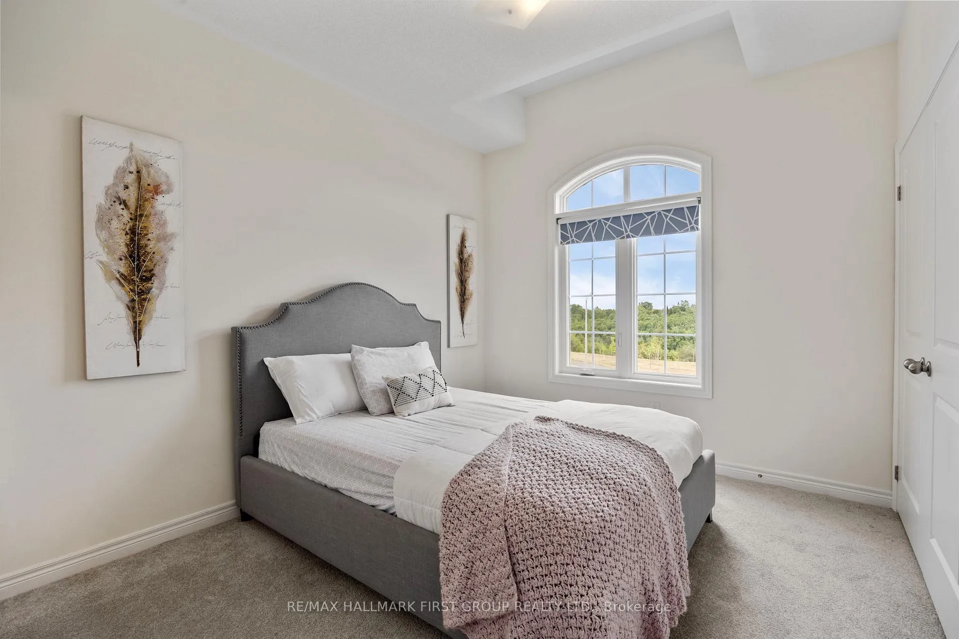 Photo 37 of 821 Steinberg Court, Peterborough, Monaghan Ward 2 — HOMEH