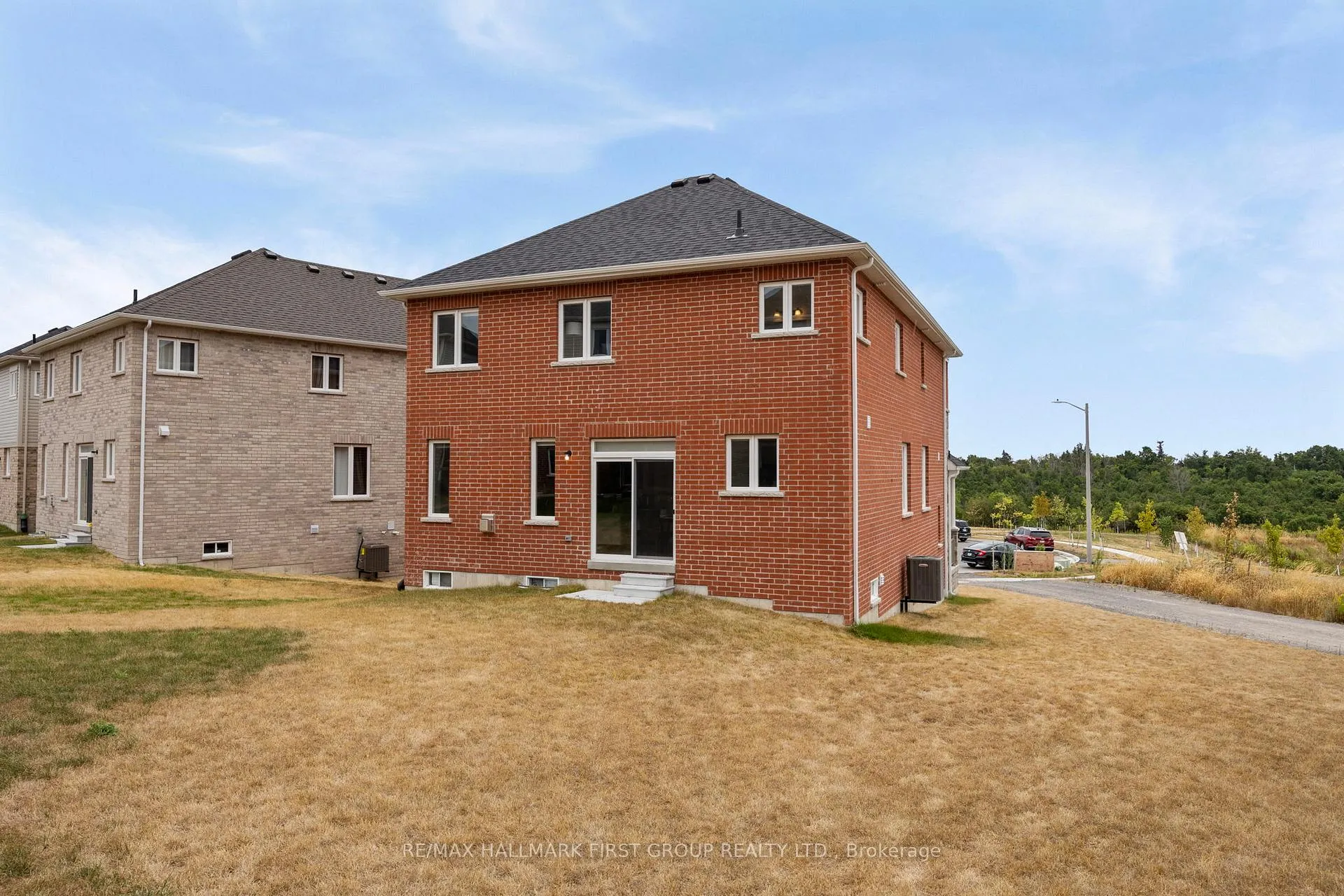 Photo 47 of 821 Steinberg Court, Peterborough, Monaghan Ward 2 — HOMEH