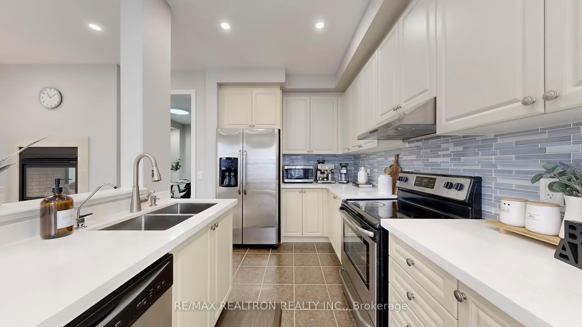 Photo 16 of 88 Memon Place, Markham, Wismer — HOMEH