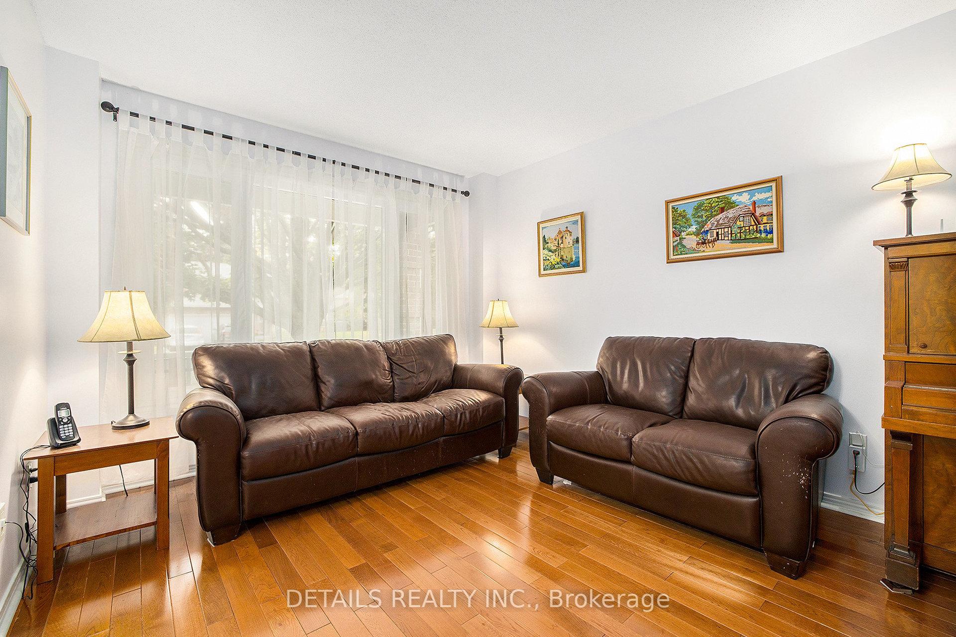 Photo 5 of 65 Willow Glen Drive, Ottawa, Kanata - Bridlewood — HOMEH