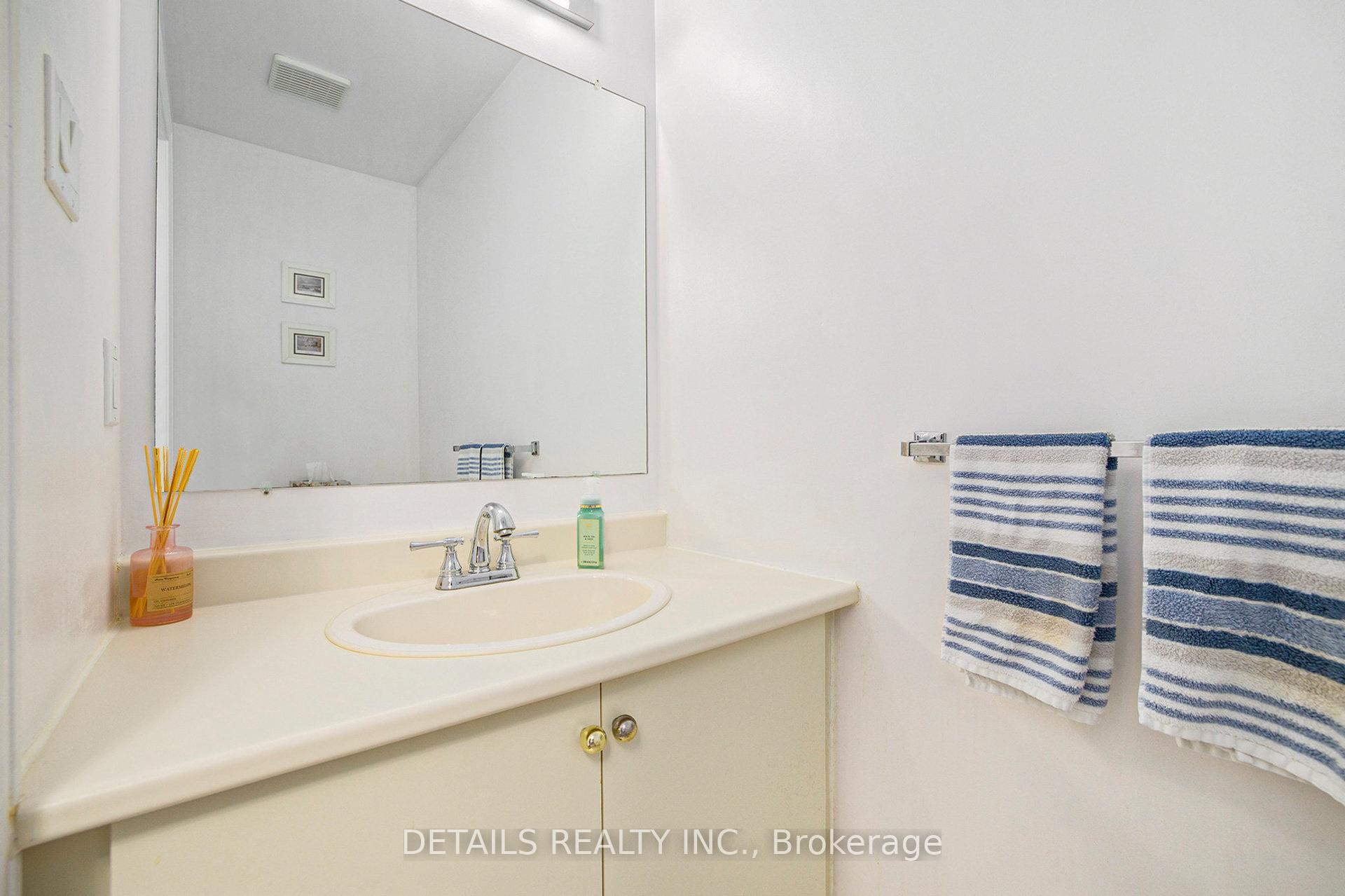 Photo 18 of 65 Willow Glen Drive, Ottawa, Kanata - Bridlewood — HOMEH