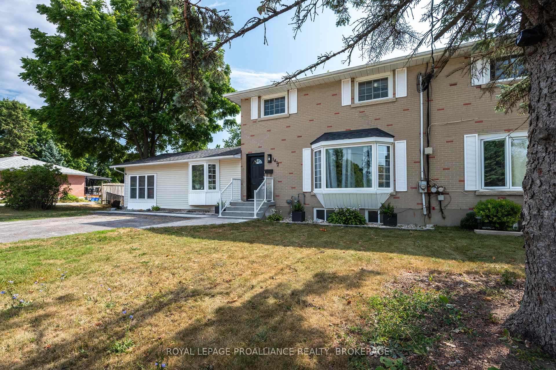 Photo 3 of 1412 Mildred Street, Kingston, City North of 401 — HOMEH