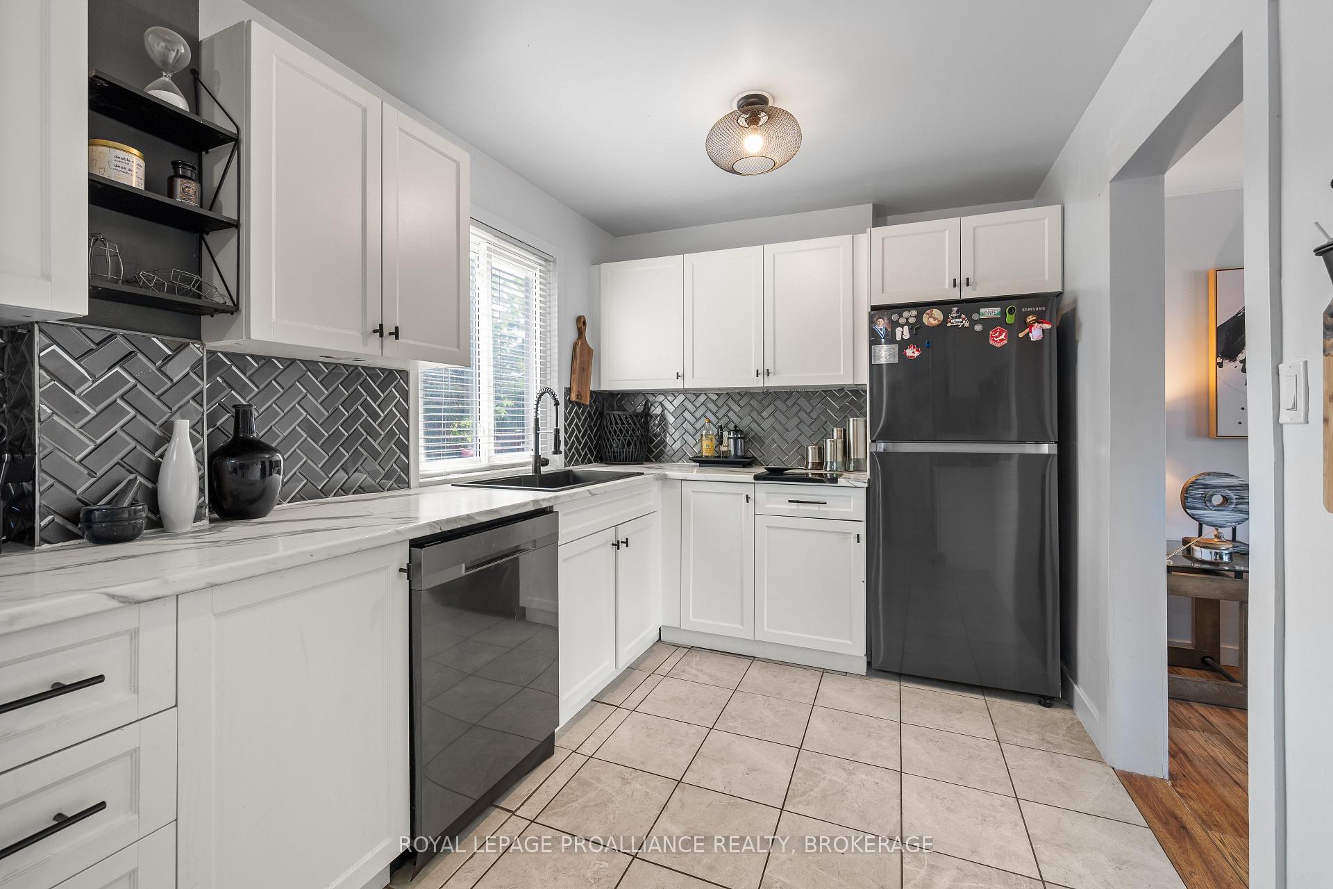 Photo 22 of 1412 Mildred Street, Kingston, City North of 401 — HOMEH