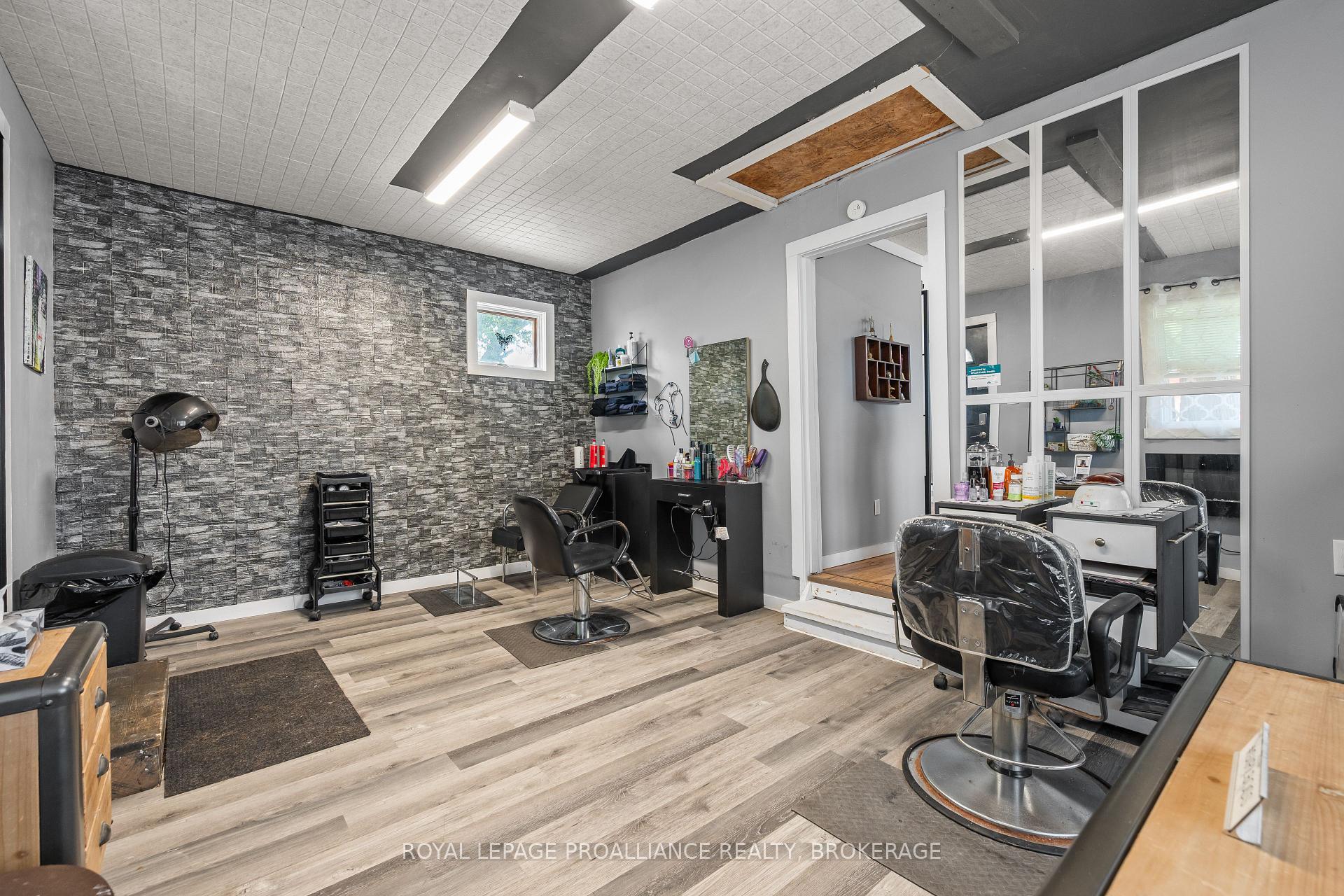 Photo 31 of 1412 Mildred Street, Kingston, City North of 401 — HOMEH