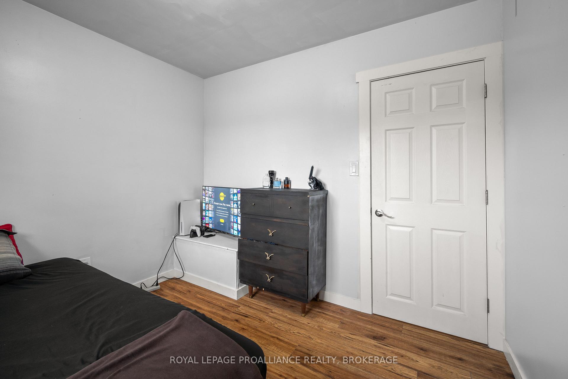 Photo 35 of 1412 Mildred Street, Kingston, City North of 401 — HOMEH