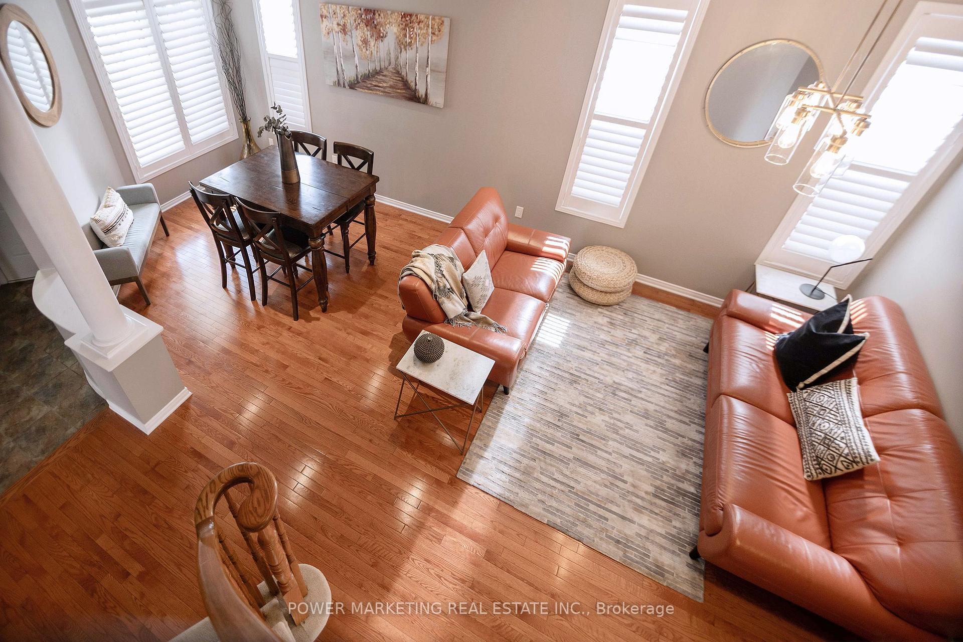 Photo 7 of 124 Strathcarron Crescent, Ottawa, Kanata - Morgan's Grant/South March — HOMEH