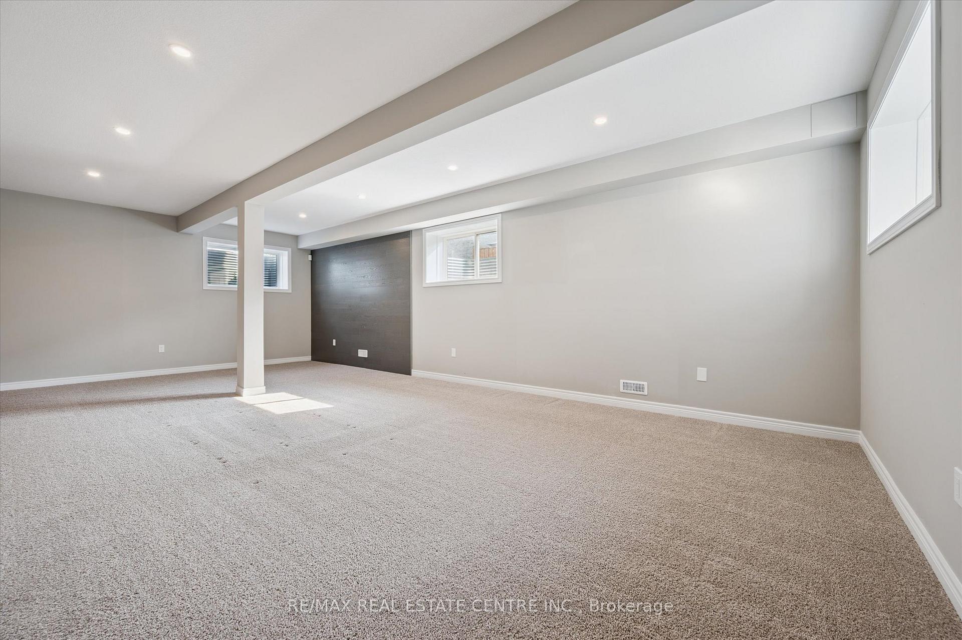 Photo 32 of 23 Spachman Street, Kitchener — HOMEH