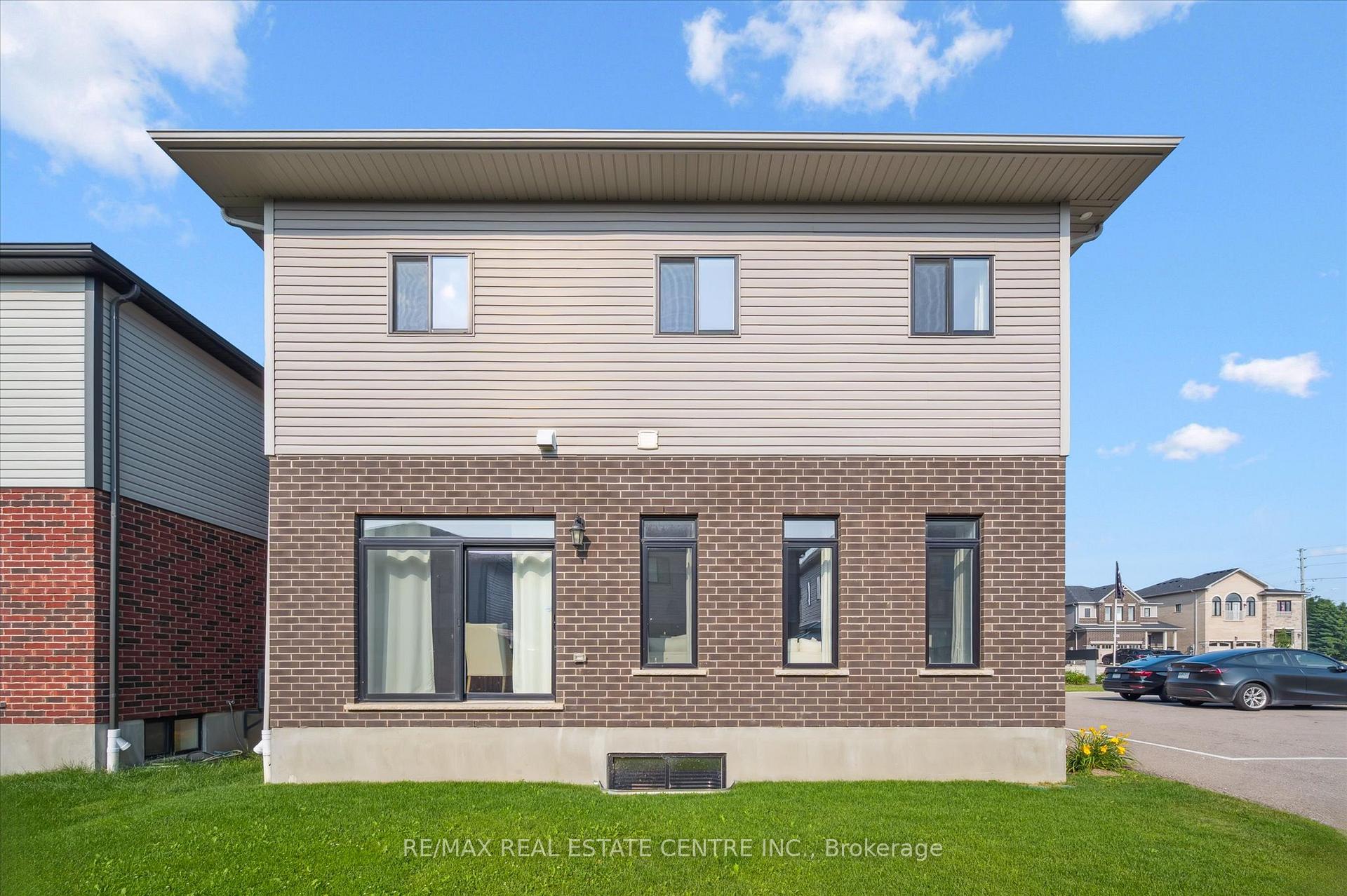 Photo 34 of 23 Spachman Street, Kitchener — HOMEH