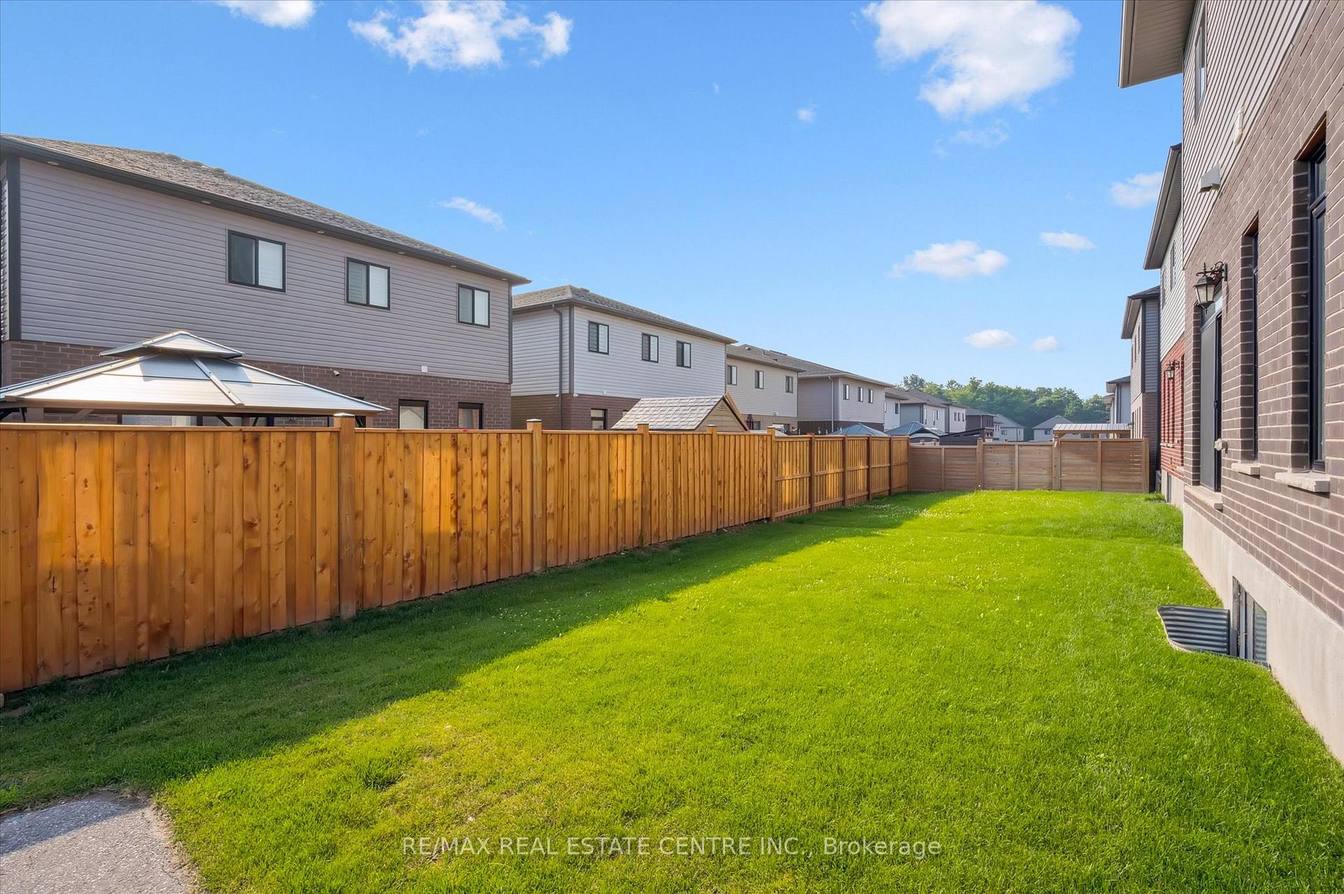 Photo 38 of 23 Spachman Street, Kitchener — HOMEH