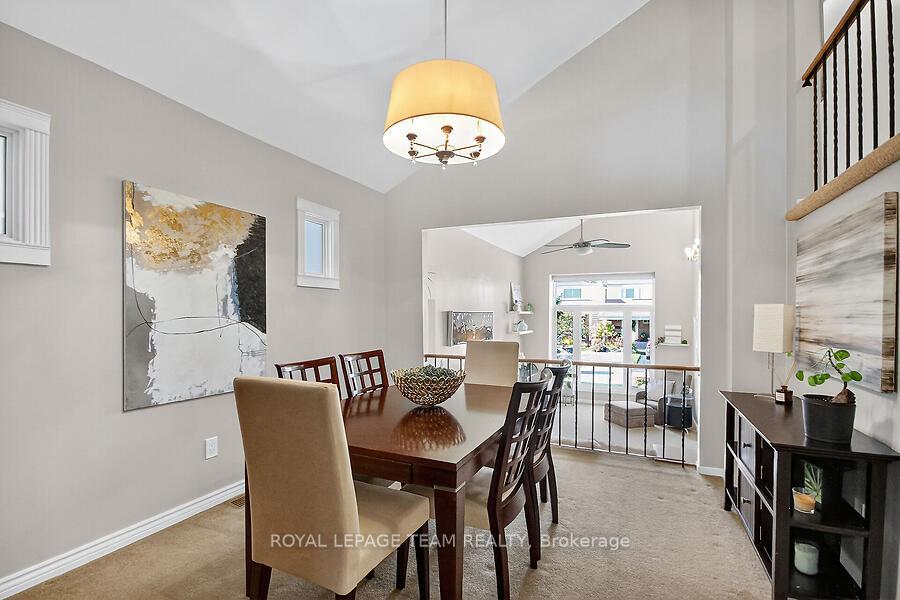 Photo 10 of 9 Riding Way, Ottawa, Kanata - Bridlewood — HOMEH