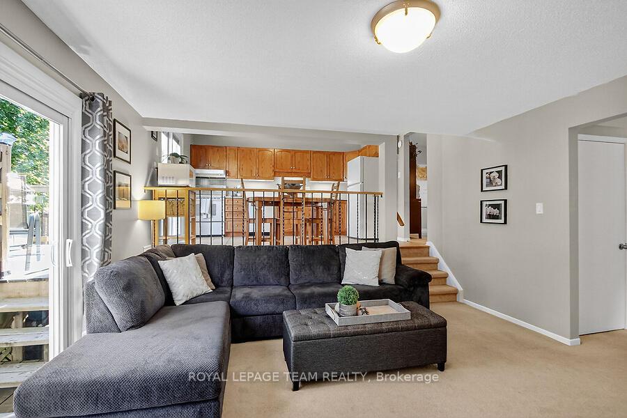 Photo 17 of 9 Riding Way, Ottawa, Kanata - Bridlewood — HOMEH