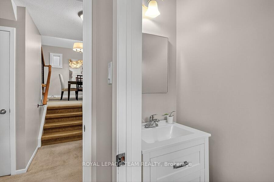 Photo 21 of 9 Riding Way, Ottawa, Kanata - Bridlewood — HOMEH