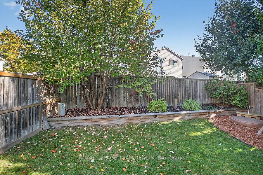 Photo 38 of 9 Riding Way, Ottawa, Kanata - Bridlewood — HOMEH