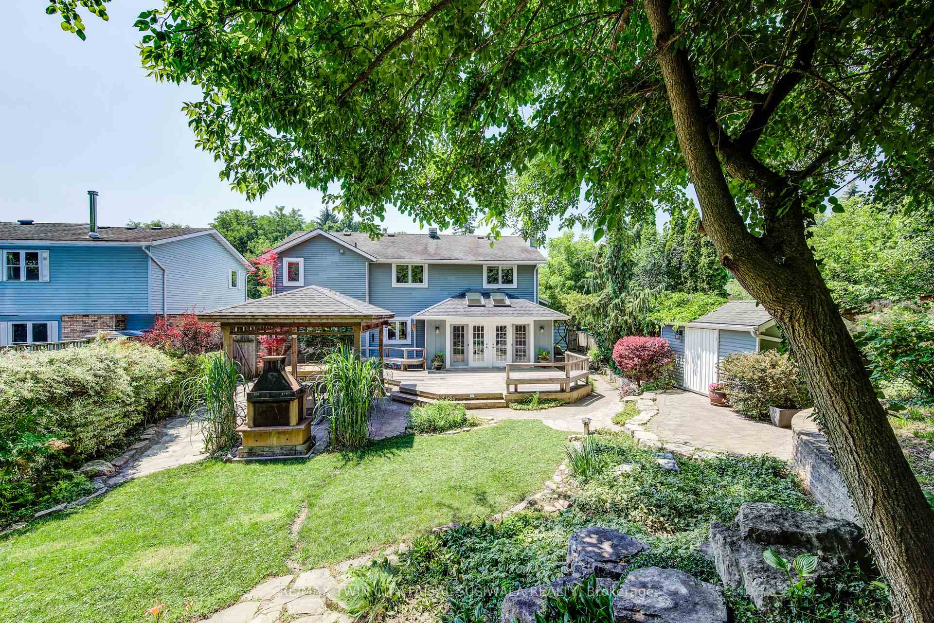 Photo 4 of 1778 Old Mill Road, Kitchener — HOMEH